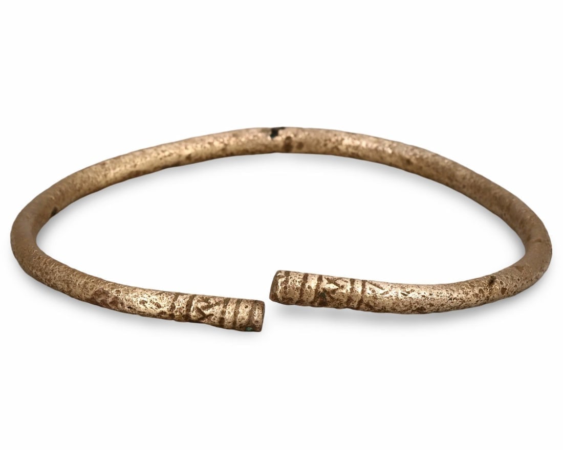 Authentic Ancient Medieval Viking / Celtic / Livonian Bronze Bracelet, 11th-13th Century (1 of 2)