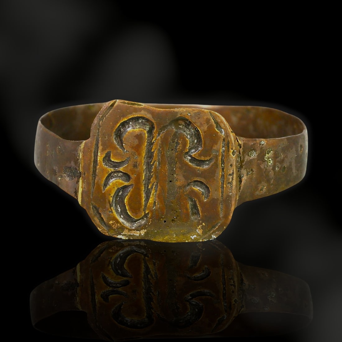 Ancient Bronze Roman Signet Ring with Ornamental Scroll Motif (c. 2nd-3rd Century CE) (1 of 3)