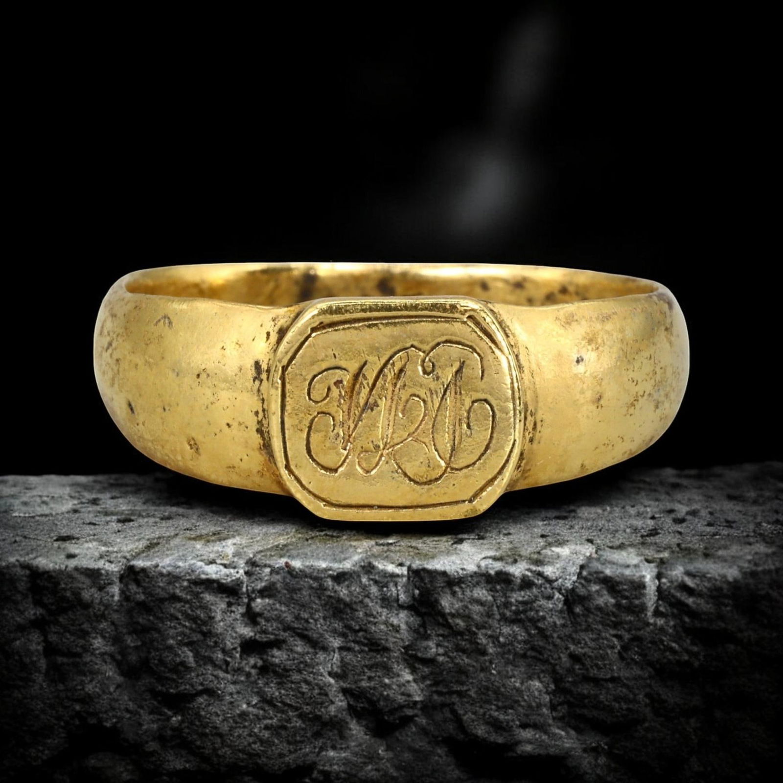 POST-MEDIEVAL PERIOD: Gilt Bronze Signet Ring, 17th-18th Century (1 of 2)