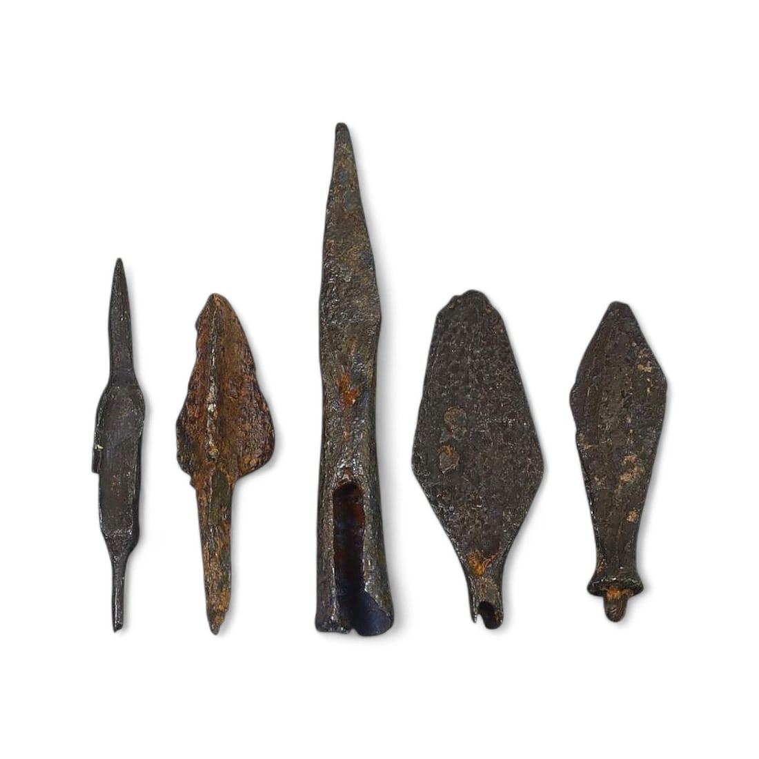 CRUSADER ERA: Lot of 5 Iron Arrowheads, c. 12th-13th Century CE (26g, 4-7cm) (1 of 1)