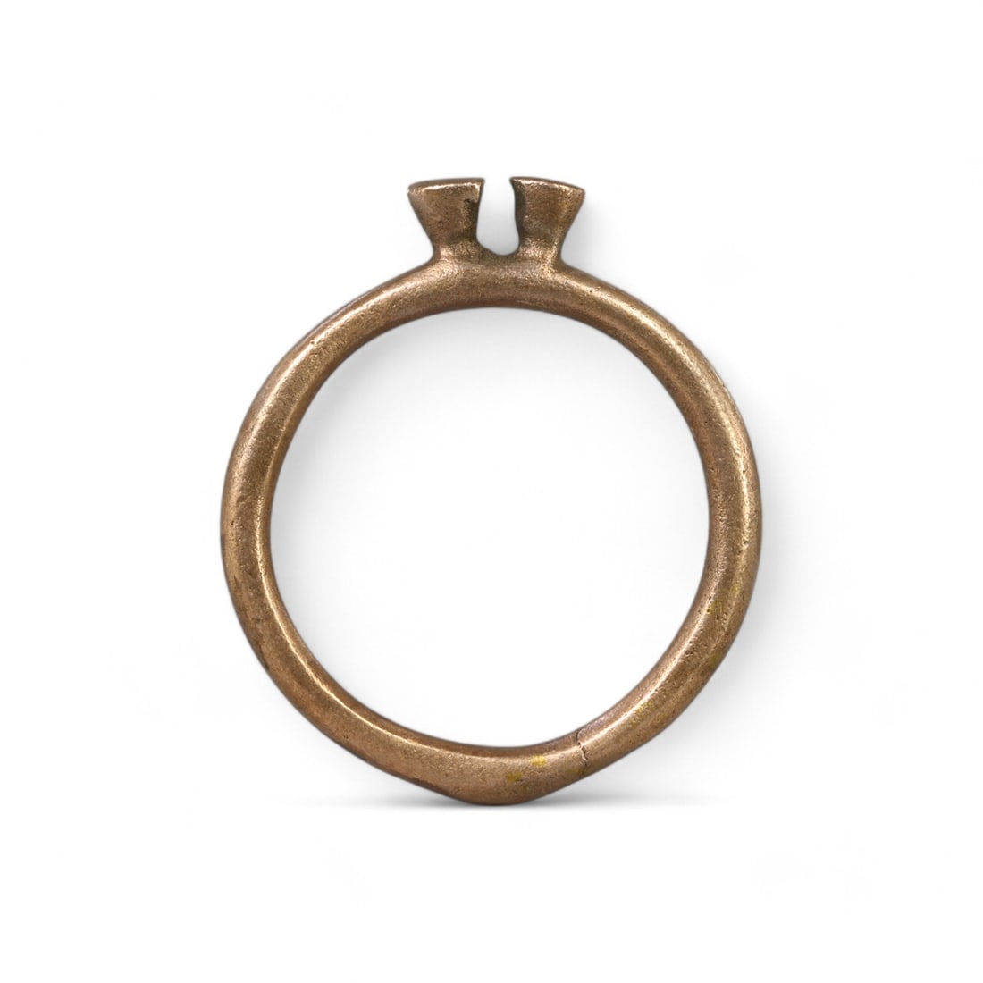 PROTO-MONEY: Bronze Ring, Late Bronze Age to Early Iron Age, 1200-800 BCE (4g, US Size 12): This bronze proto-money ring, weighing 4g and sized at US 12, originates from the Late Bronze Age to Early Iron Age, circa 1200-800 BCE. The ring features a simple, circular form with a split-top desi