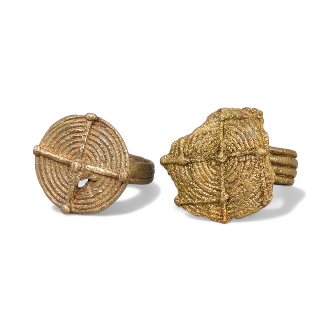 LURISTAN: Pair of Bronze "Concentric Cross Motif" Rings, Circa 9th-7th Century BCE (6-8.5 US, 12g) (1 of 2)