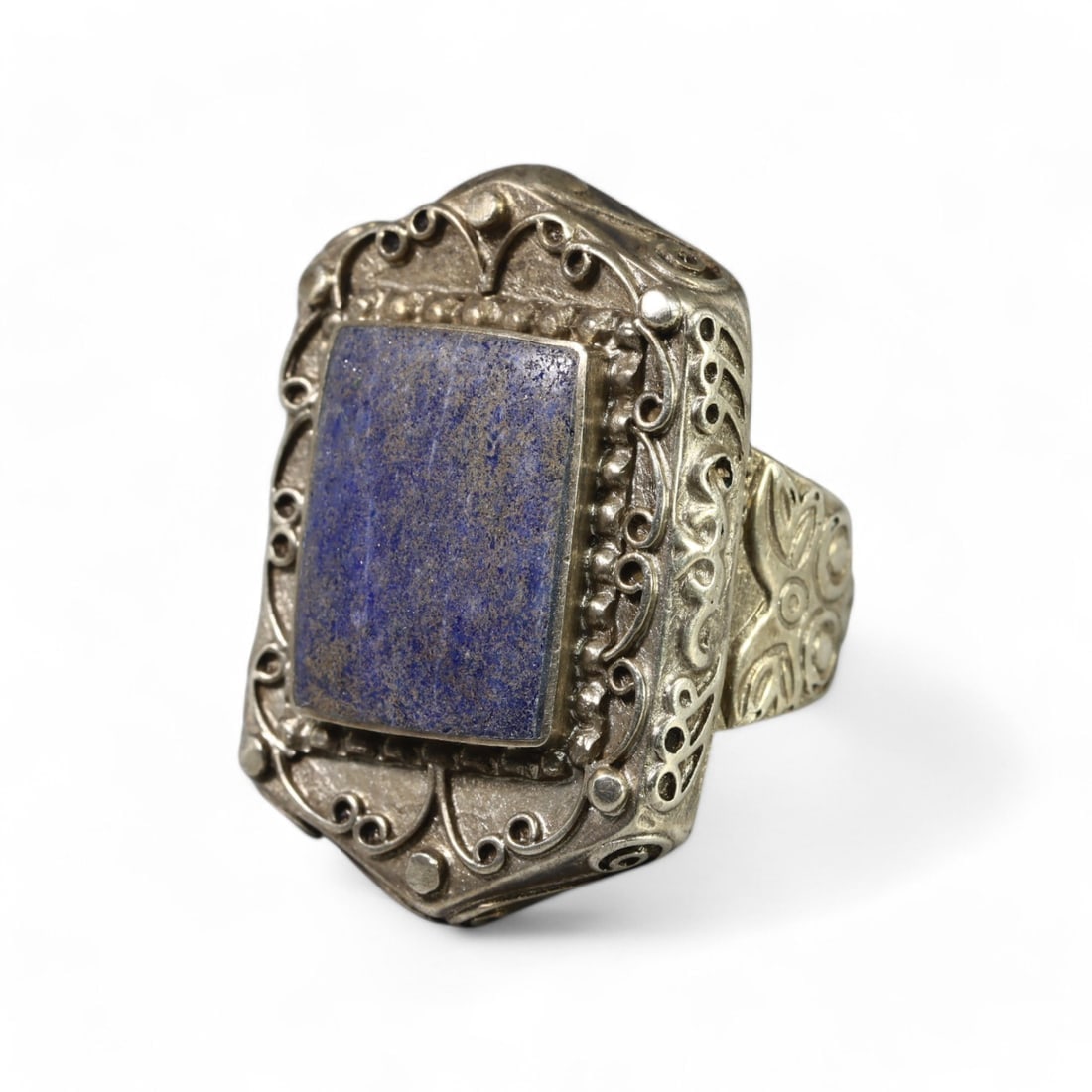 CENTRAL ASIAN: Silver "Imperial Lapis Crest" Ring, 20th Century (18g, Size 10 US) (1 of 3)