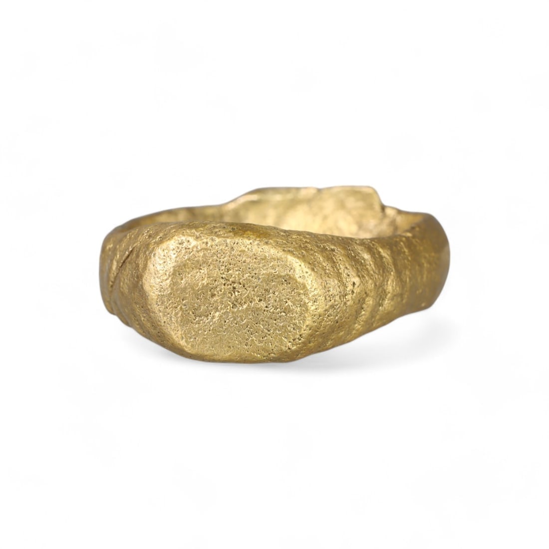 ROMAN EMPIRE: Gold-Gilt "Oval Signet" Ring, Circa 1st-3rd Century CE (Size 8 US, 7g) (1 of 2)