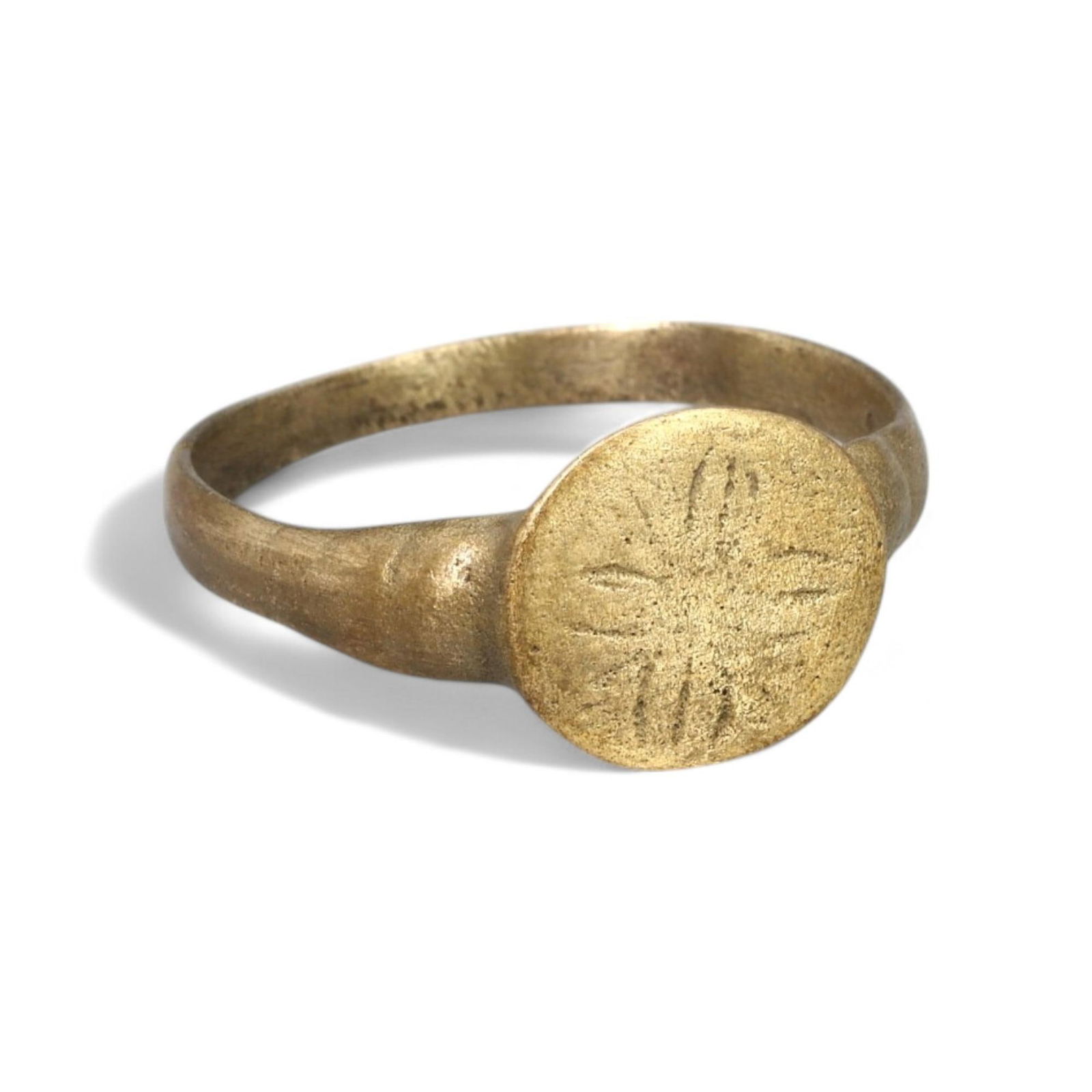 BYZANTINE ERA: Gold-Gilded Bronze Floral Motif Signet Ring, 7th-9th Century CE ( 8.5 US, 3g) (1 of 2)