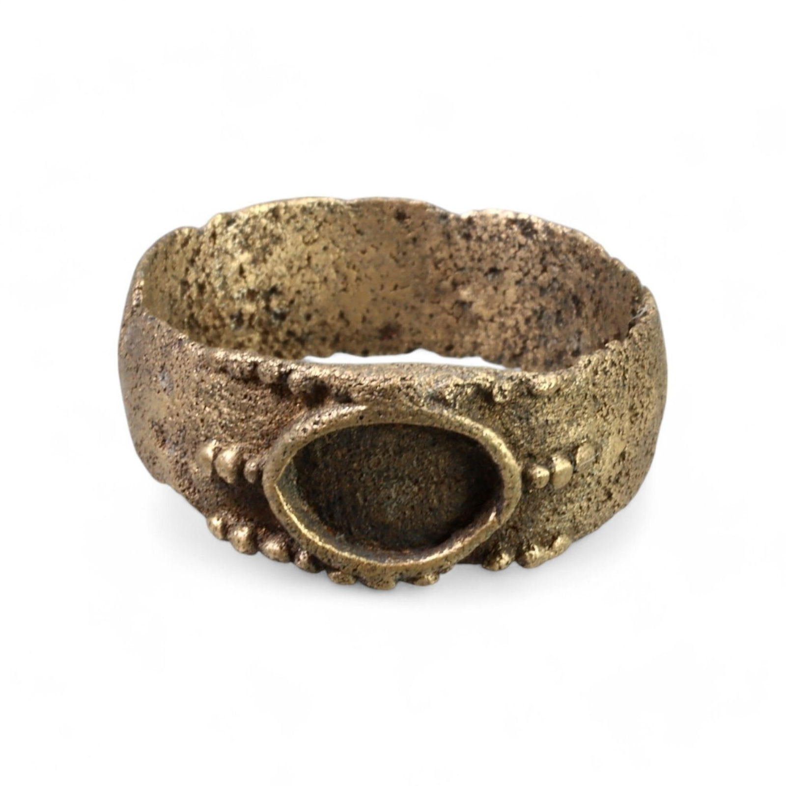 LURISTAN ERA: Bronze Beaded Oval Bezel Ring, Circa 10th-7th Century BCE (Size 8 US, 3g) (1 of 2)