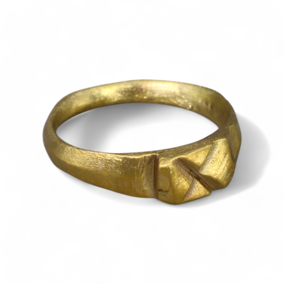 CRUSADER ERA: Gold Gilt "Engraved Geometric Band" Ring, 12th-14th Century CE (1.5 cm, 1g) (1 of 2)