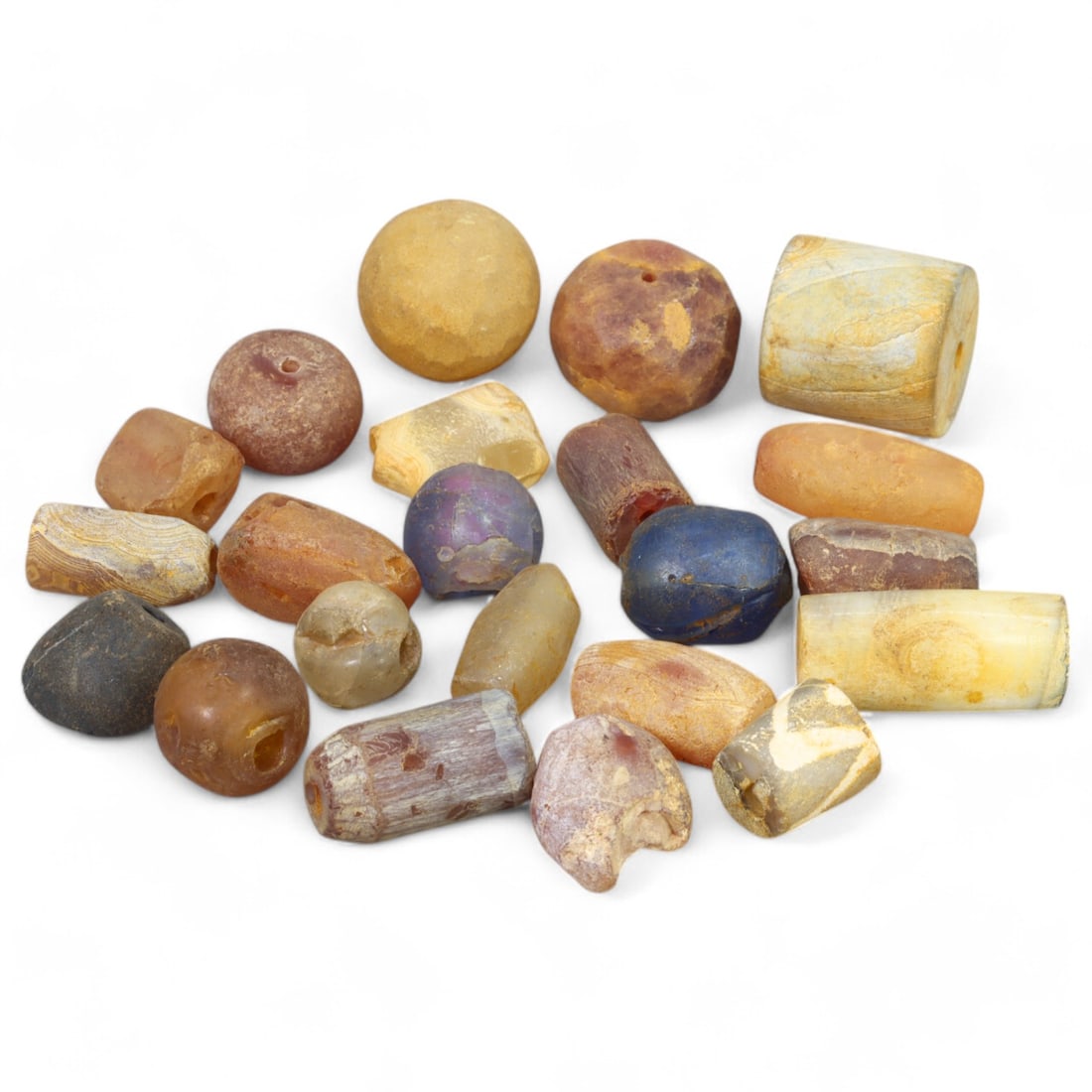 Ancient to Medieval: Mixed Agate, Carnelian, Glass Beads, Southeast Asia Trade (59g, 1-2cm): This extraordinary collection of mixed agate, carnelian, and glass beads reflects the vibrant maritime trade networks of Southeast Asia. The beads display a range of colors and textures, from the laye