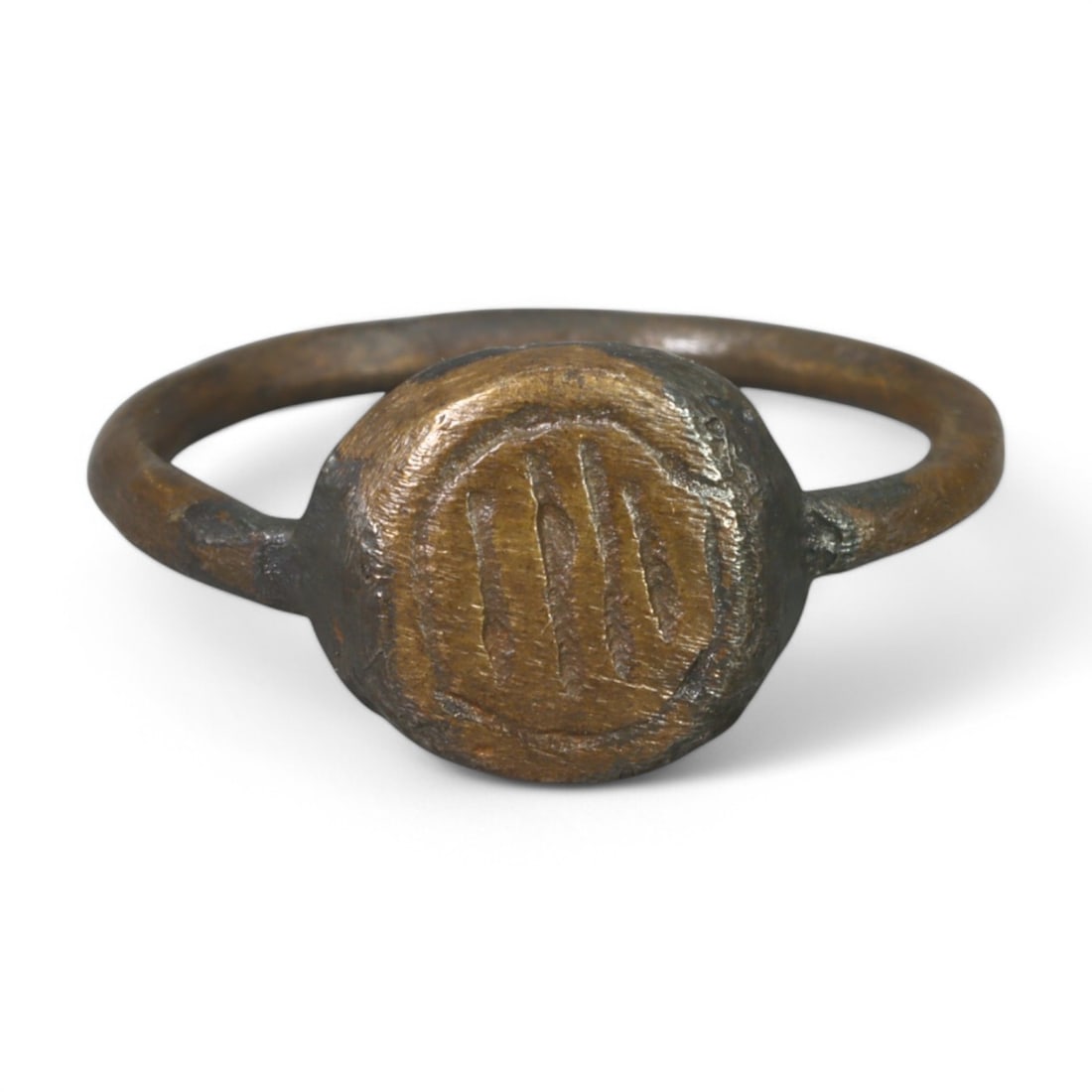 MEDIEVAL ERA: Bronze "Engraved Seal" Ring, Circa 12th-14th Century CE (Size 5.5 US, 4g) (1 of 2)