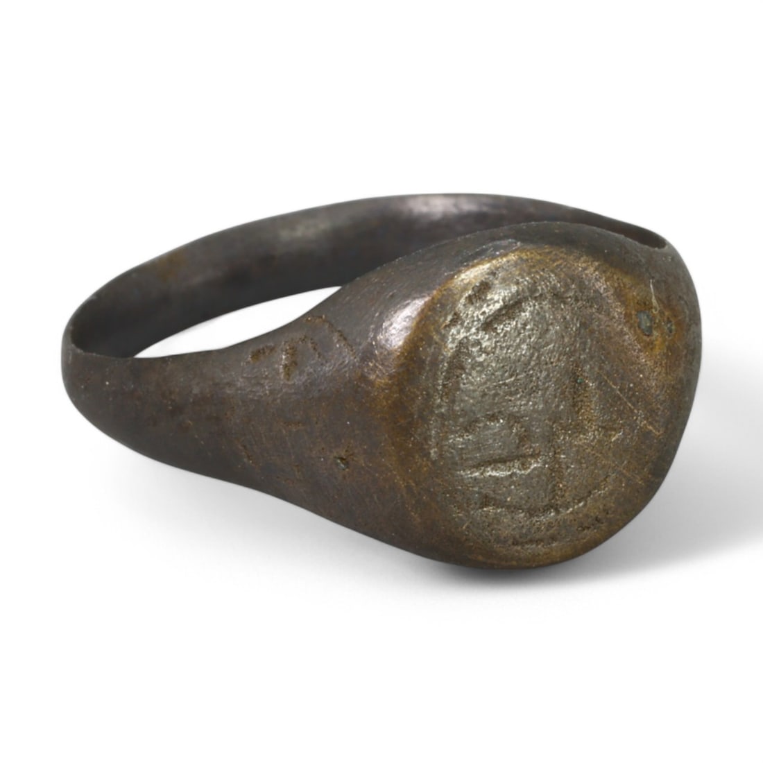 BYZANTINE ERA: Bronze "Intaglio Seal" Ring, Circa 6th-10th Century CE (Size 6.5 US, 3g) (1 of 2)