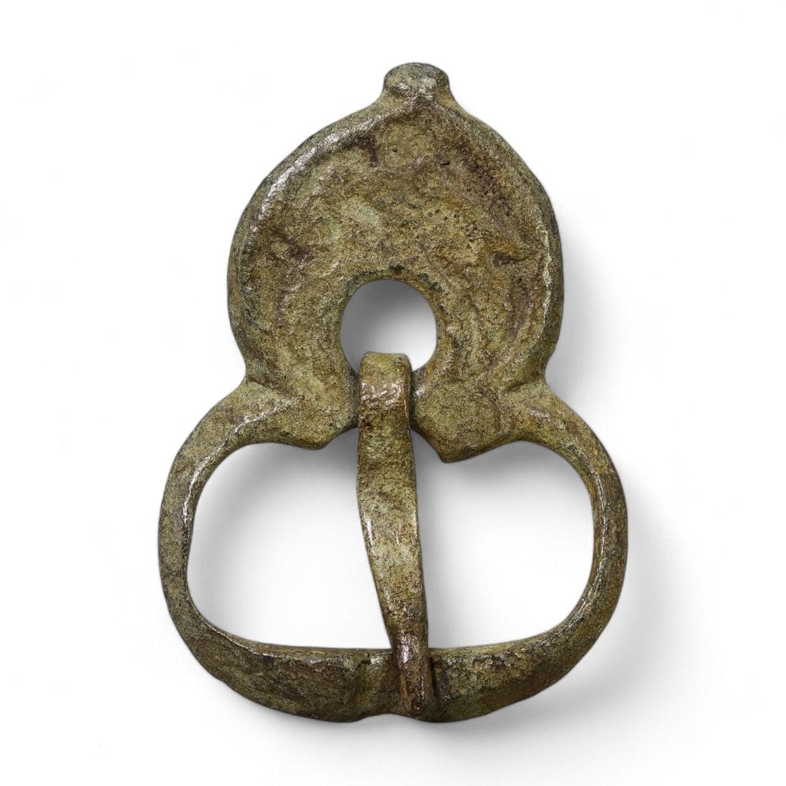BRONZE BELT BUCKLE: Double-Loop Design with Articulating Tongue (6g, 3.5cm): This finely crafted bronze belt buckle features a double-loop design with a functioning articulating tongue, showcasing practical utility combined with a simple aesthetic. The smooth surface and even 