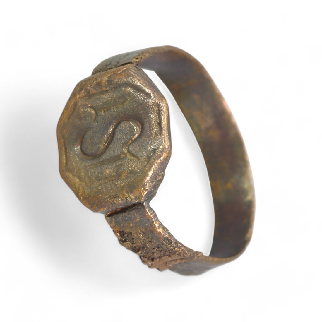 MEDIEVAL: Bronze "Octagonal Seal" Ring with Serpentine Motif, Circa 14th-16th Century CE (10 US, 4g) (1 of 2)