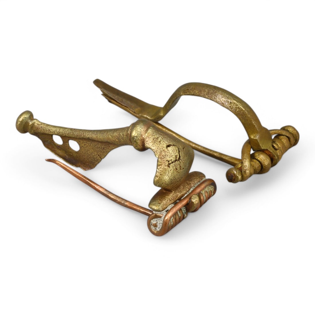 ANCIENT ROMAN BRONZE FIBULAE: Pair with Intricate Bow and Coil Design (13g, 4-4.5cm) (1 of 2)