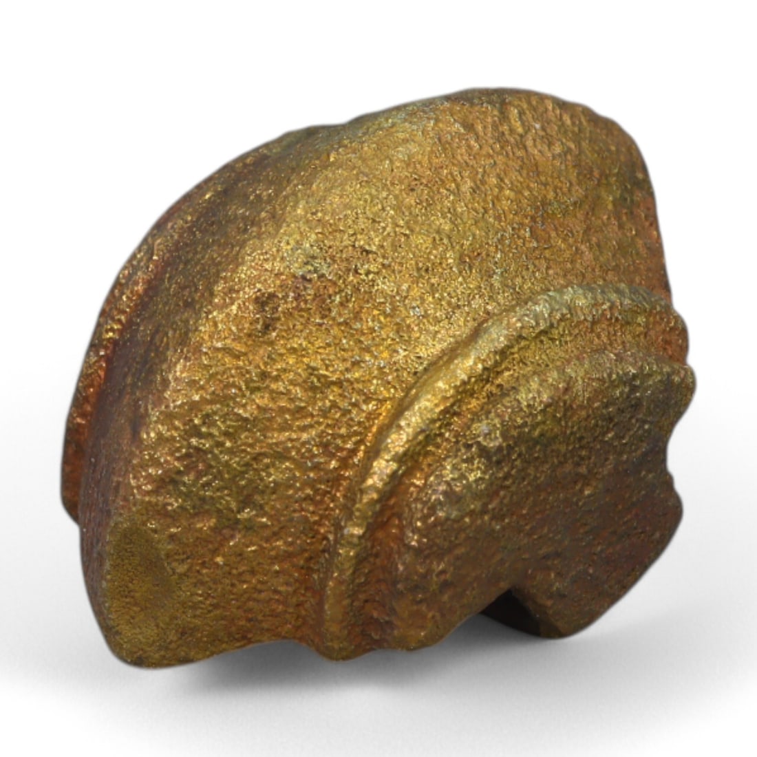 ROMAN GILT BELT BUCKLE: Bronze with Decorative Detail (7g, 2cm): This Roman belt buckle, crafted from bronze and adorned with a gilt finish, reflects the practical and ornamental design sensibilities of the Roman Empire. The buckle's compact size and refined curvat