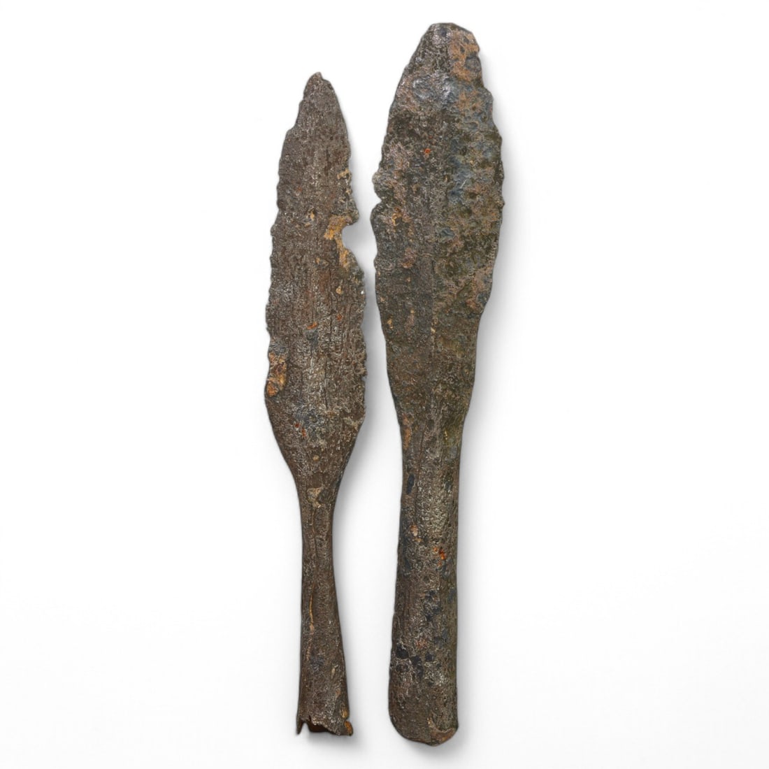 CRUSADER IRON SPEARHEADS: Pair of Hand-Forged Blades (62g, 11-12cm) (1 of 2)