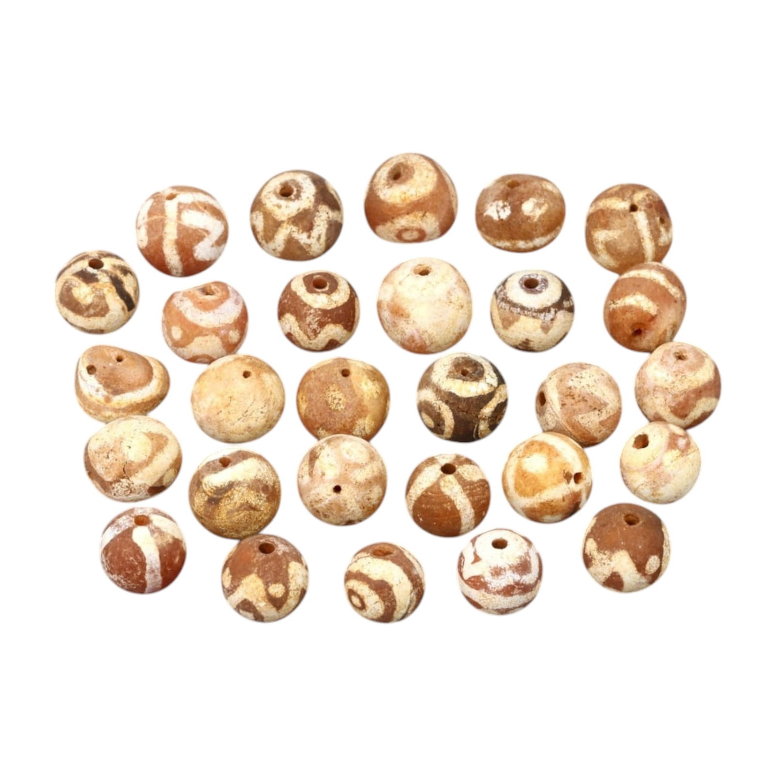 AFRICAN: Ancient Carnelian Eye Beads, (26g, 1cm): This remarkable lot features African ancient carnelian eye beads, weighing a total of 26 grams with individual beads measuring approximately 1cm in size. These beads, characterized by their distinctiv