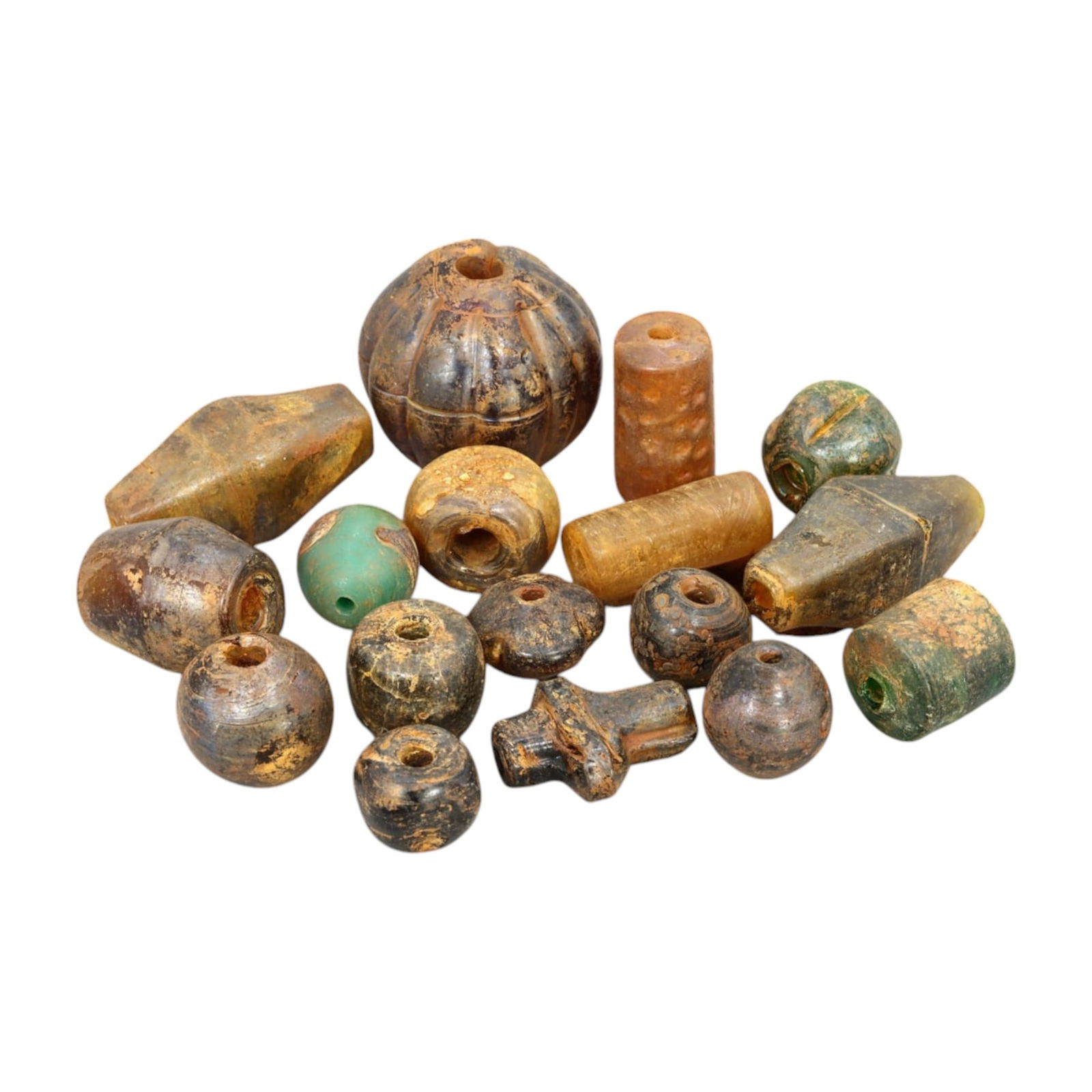 AFRICAN: Antique Mixed Stone and Glass Trade Beads, (162g, 1-3cm): This fascinating lot features African antique mixed stone and glass trade beads, with a total weight of 162 grams and individual beads ranging from 1 to 3 cm in size. The collection showcases a variet