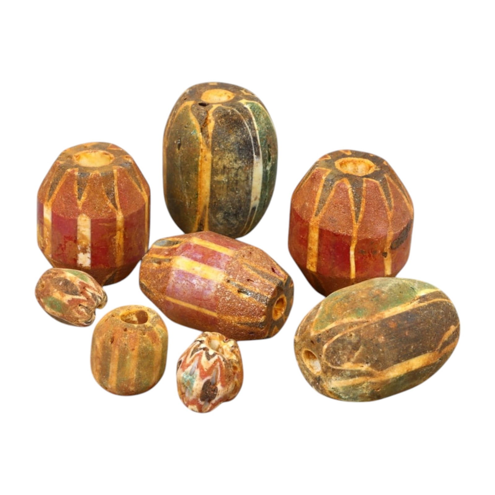 AFRICAN: Antique Chevron and Trade Beads, (108g, 12-29mm): This remarkable lot features African antique chevron and trade beads, weighing a total of 108 grams with individual beads ranging from 12 to 29mm in size. These beads display a striking variety of sha