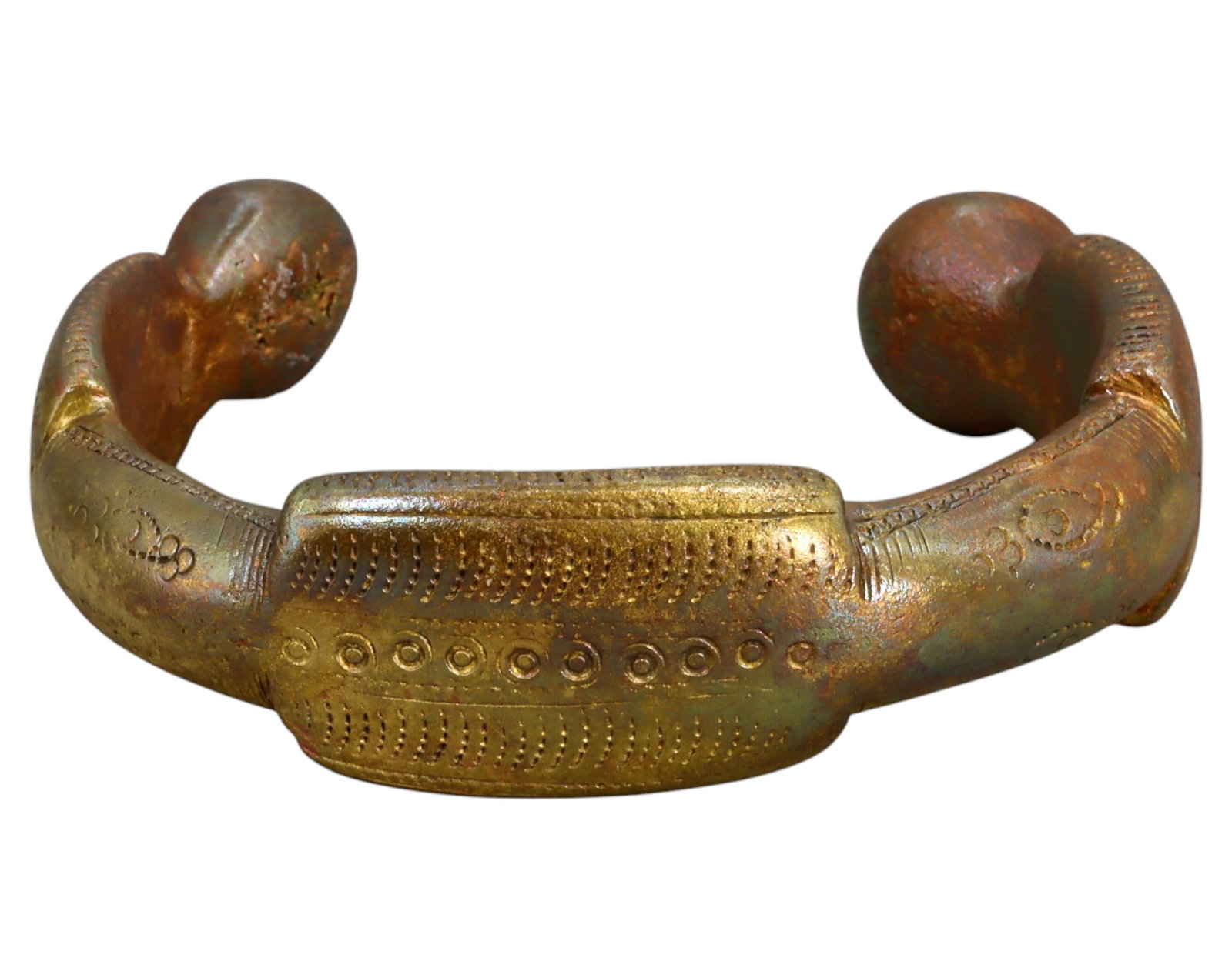 NIGERIA: King Manilla - Decorated Bronze Prestige Currency, 19th-20th Century: A finely crafted King Manilla, cast in bronze, measuring 7 x 2 cm and weighing 138g. This example features a crescent form with broad, rounded terminals, characteristic of high-value West African cere