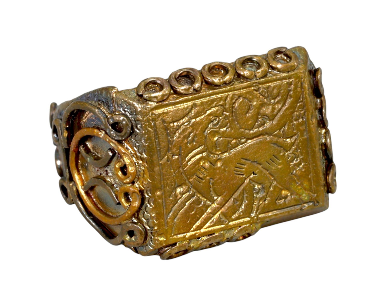 PERSIA: Qajar or Early Pahlavi Bronze Signet Ring - 10 US, 1.3g, 19th-20th Century (1 of 3)