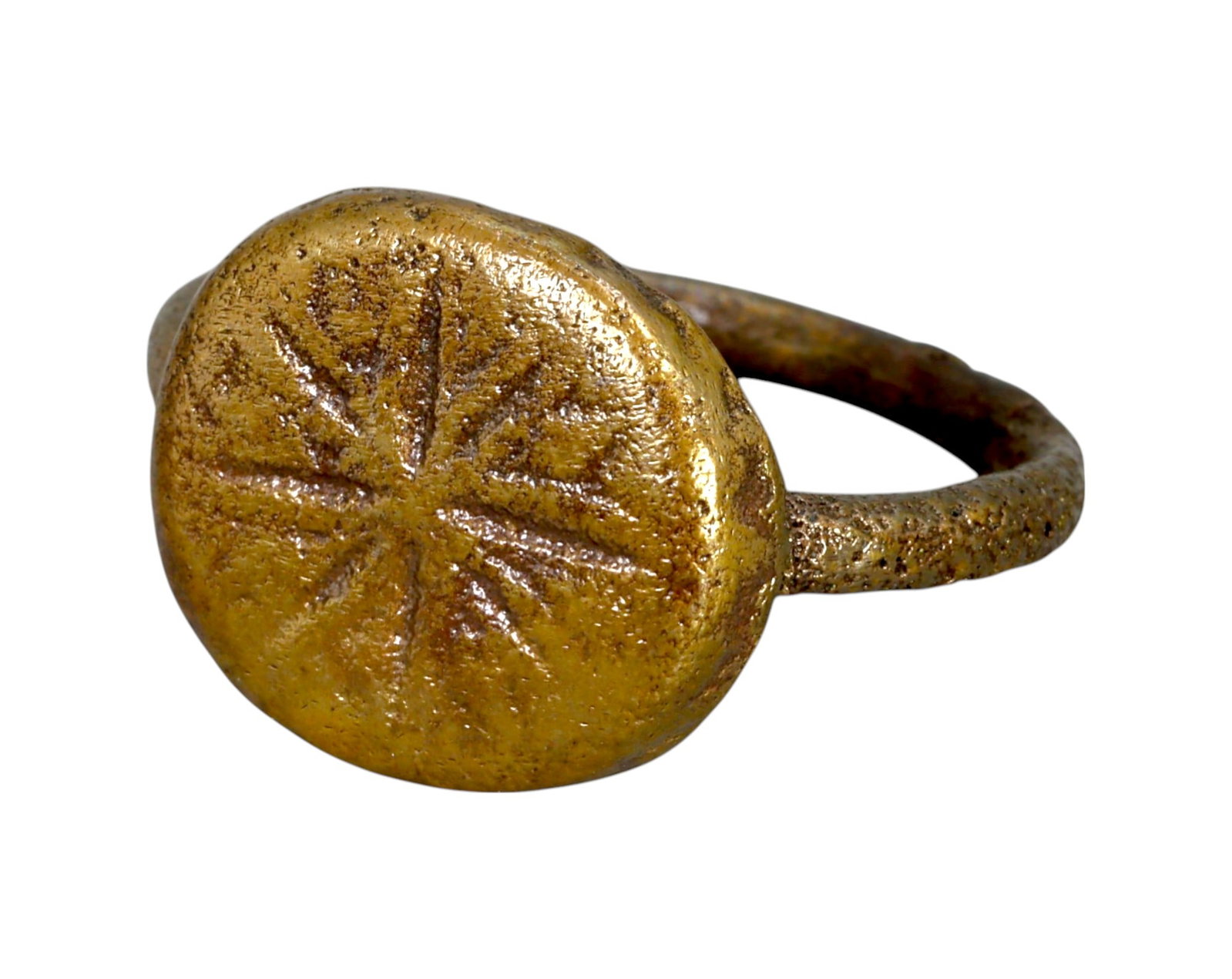 MEDIEVAL EUROPEAN: Bronze Engraved Signet Ring - Viking/Carolingian Influence, 9th-12th Century: A remarkable medieval bronze signet ring, skillfully refurbished to retain its historical authenticity while ensuring modern wearability. This solid piece, sized at 10 US and weighing 9.7g, features a