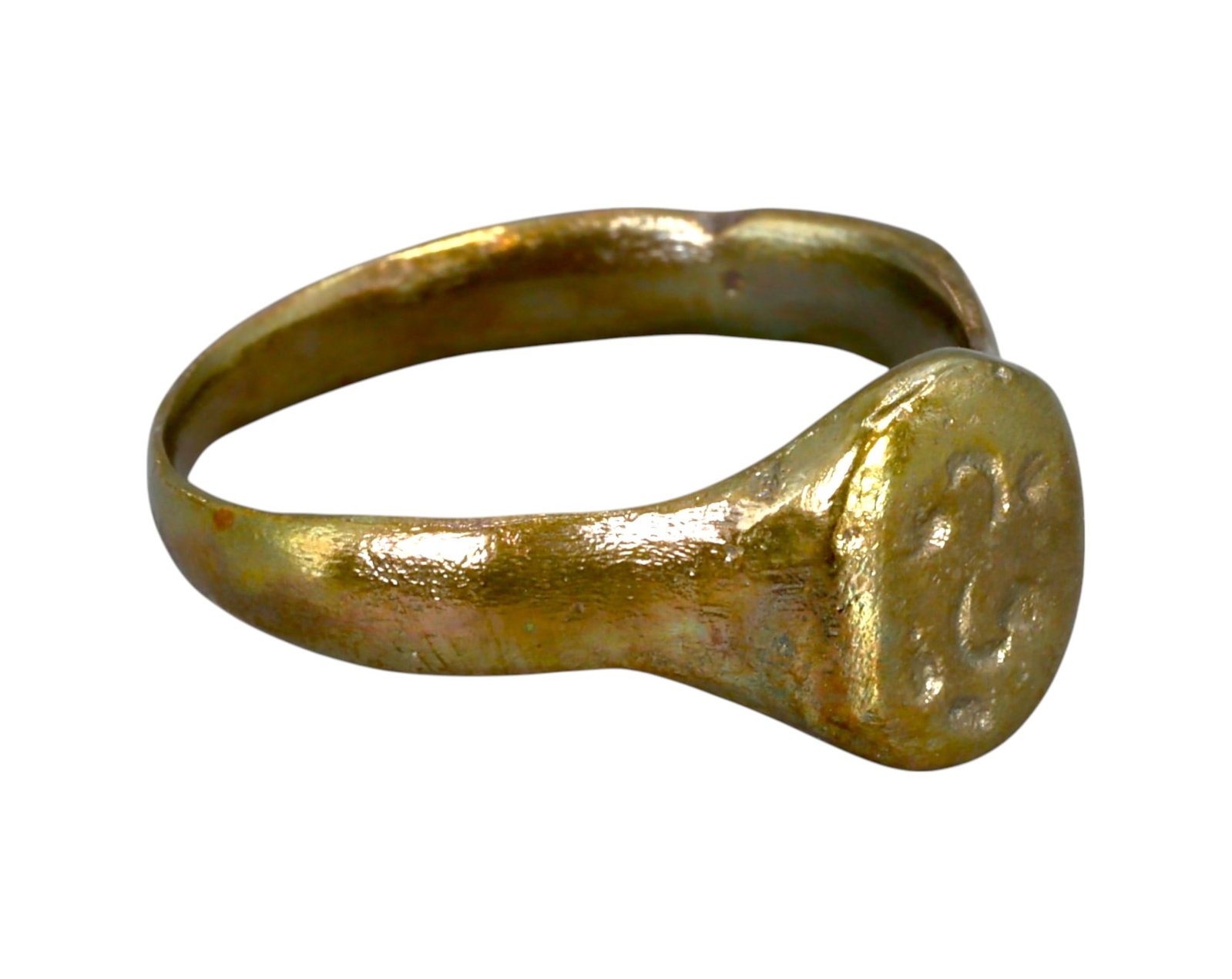 MEDIEVAL EUROPEAN: Bronze Signet Ring - Gothic/Byzantine Influence, 12th-14th Century: A well-crafted medieval bronze signet ring, carefully refurbished for contemporary wear while maintaining its historical essence. This piece, weighing 3.8g and sized at 8.25 US, features a round bezel