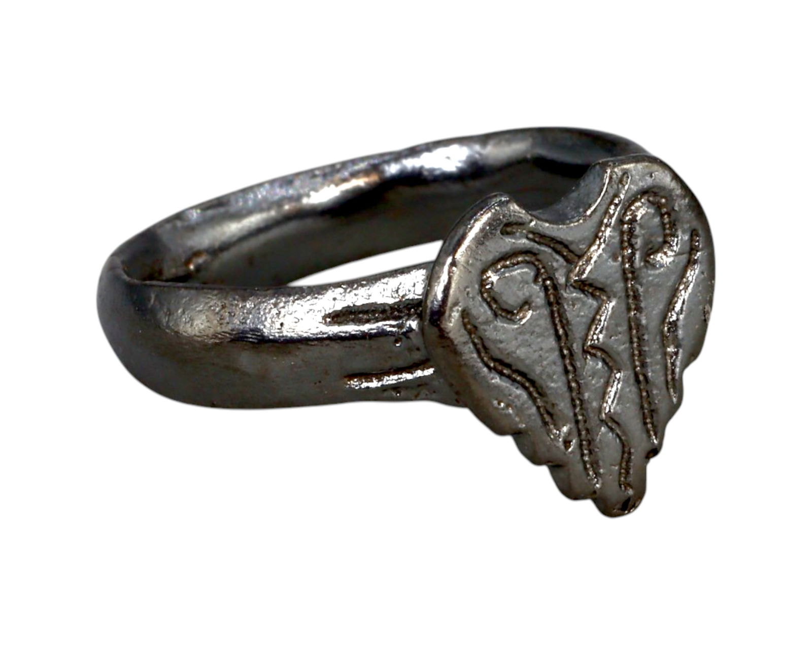 MEDIEVAL EUROPEAN: Bronze Engraved Heraldic Ring - Crusader/Gothic Influence, 12th-14th Century (1 of 2)