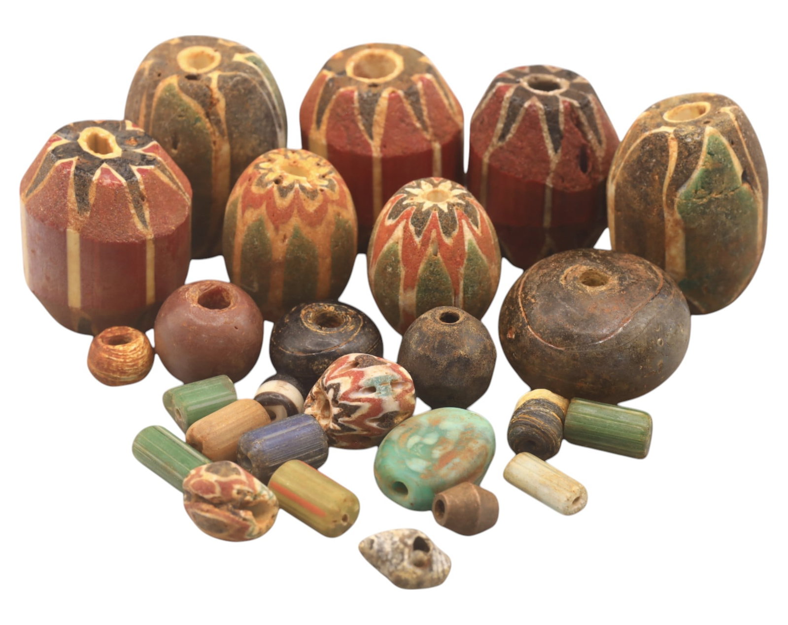Collection of Vintage Art Glass Beads - Antique & Handmade, 8-29mm, 169g: A captivating assortment of vintage and antique art glass beads, showcasing masterful craftsmanship and unique design elements. These handcrafted beads exhibit intricate detailing, applied textures, a