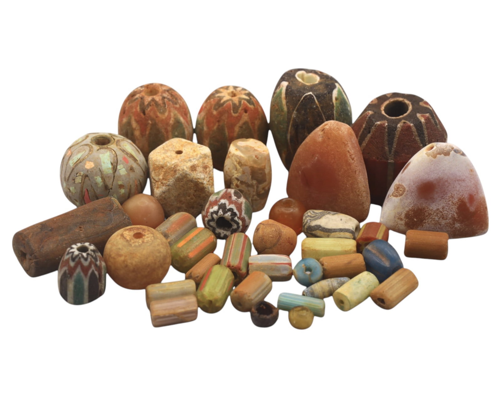 Collection of Vintage Art Glass Beads - Antique & Handmade, 9-28mm, 136g: A captivating assortment of vintage and antique art glass beads, showcasing masterful craftsmanship and unique design elements. These handcrafted beads exhibit intricate detailing, applied textures, a