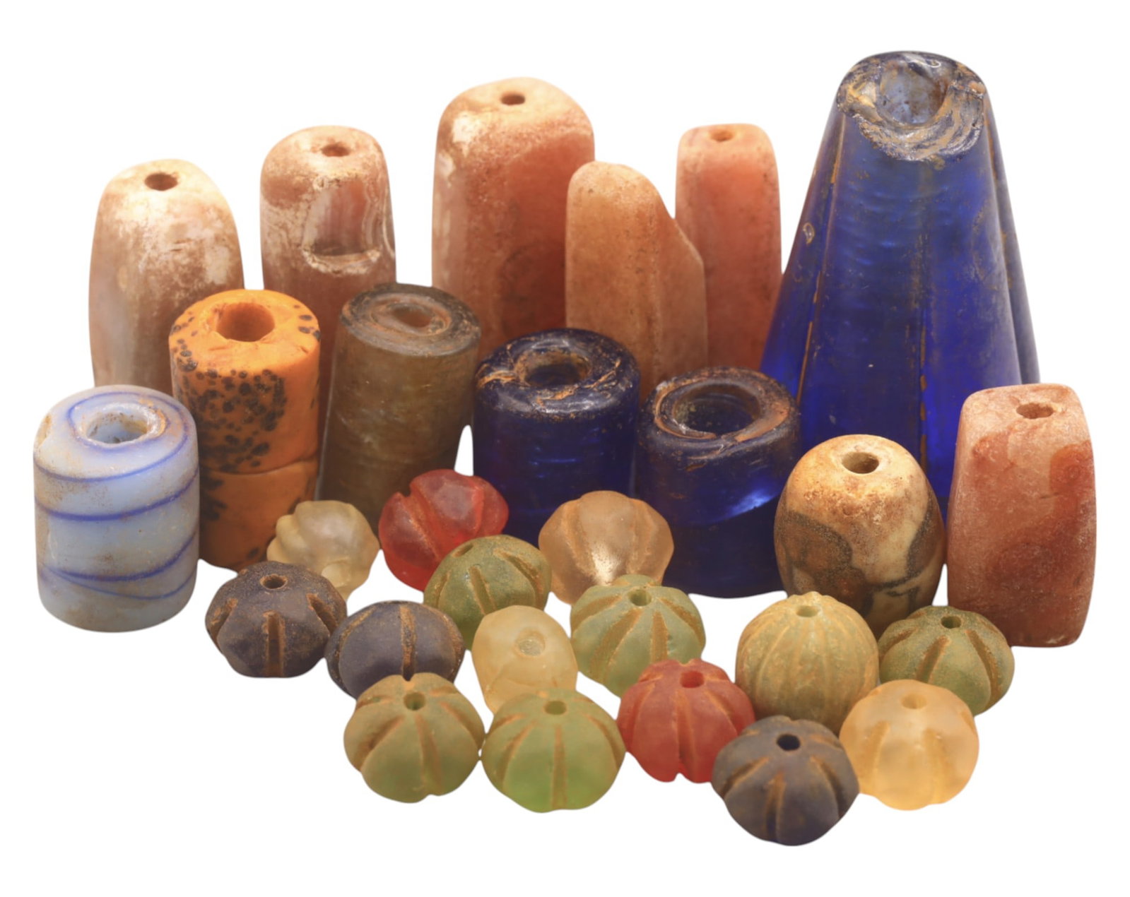 Collection of Vintage Art Glass Beads - Antique & Handmade, 10-39mm, 118g: A captivating assortment of vintage and antique art glass beads, showcasing masterful craftsmanship and unique design elements. These handcrafted beads exhibit intricate detailing, applied textures, a