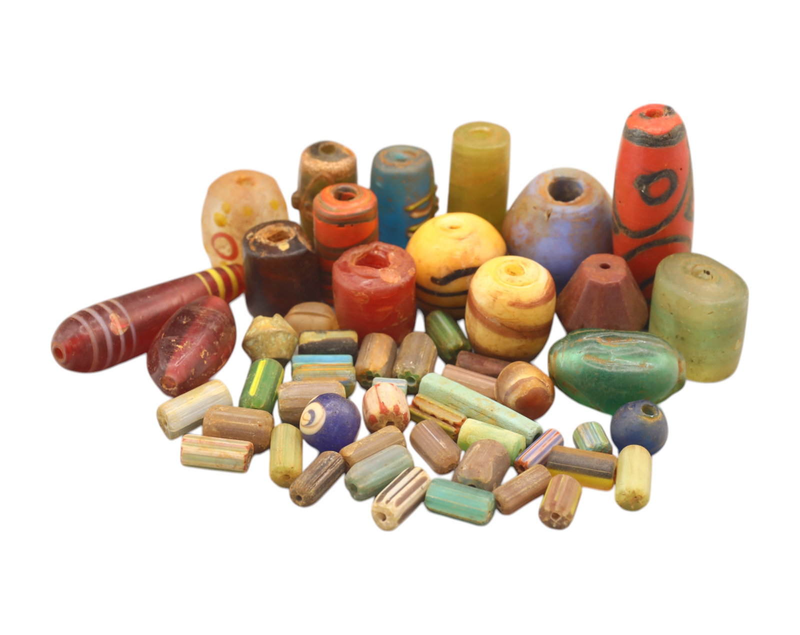 Collection of Vintage Art Glass Beads - Antique & Handmade, 8-40mm, 124g: A captivating assortment of vintage and antique art glass beads, showcasing masterful craftsmanship and unique design elements. These handcrafted beads exhibit intricate detailing, applied textures, a