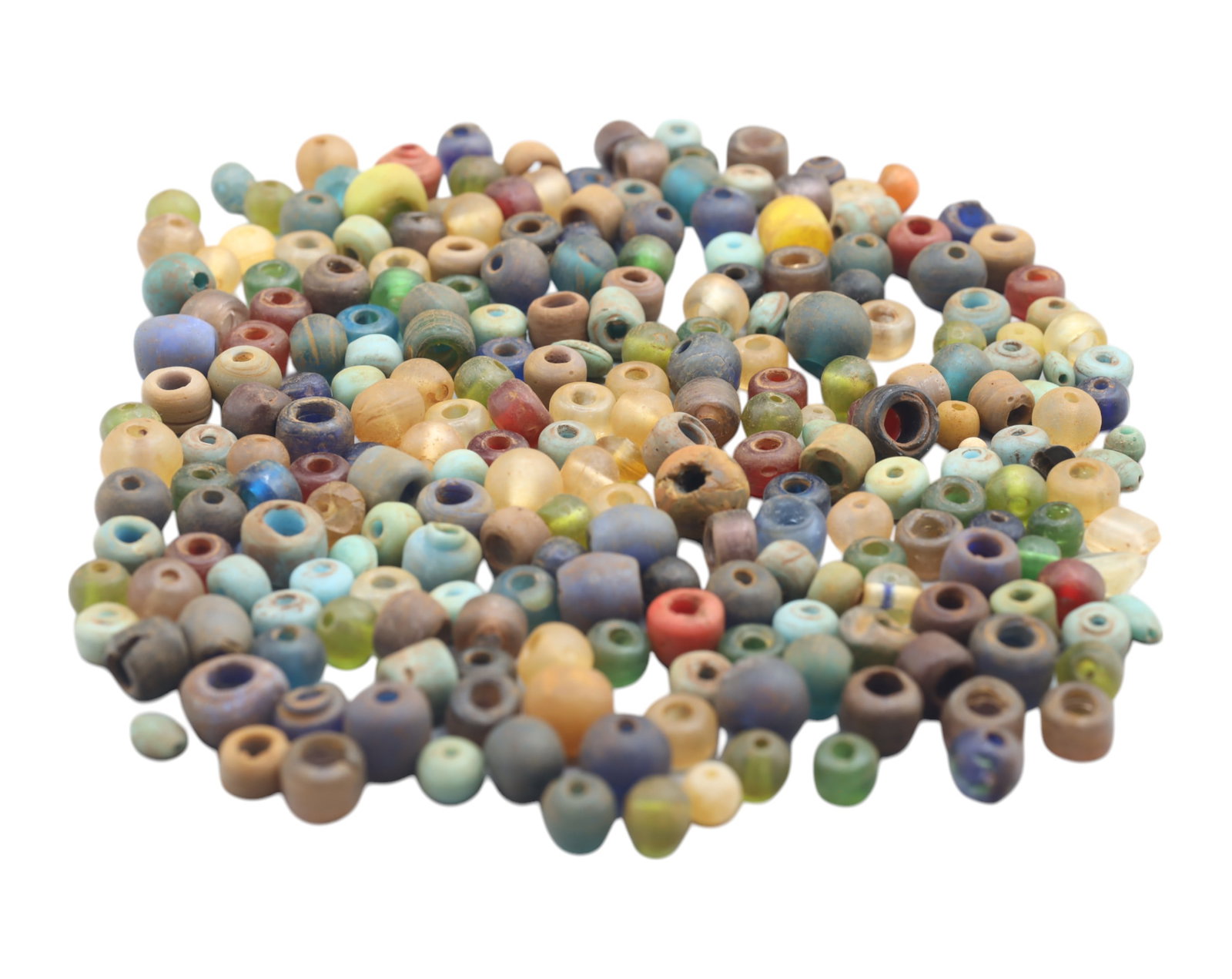 Collection of Vintage Art Glass Beads - Antique & Handmade, 149g, 0.5-1cm: A captivating assortment of vintage and antique art glass beads, showcasing masterful craftsmanship and unique design elements. These handcrafted beads exhibit intricate detailing, applied textures, a