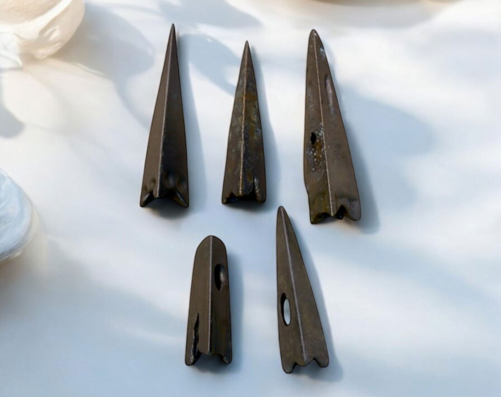 ANCIENT SCYTHIAN CULTURE: Bronze Arrowheads - 5pcs, 1.7-2.6cm, 7.4g (1 of 1)
