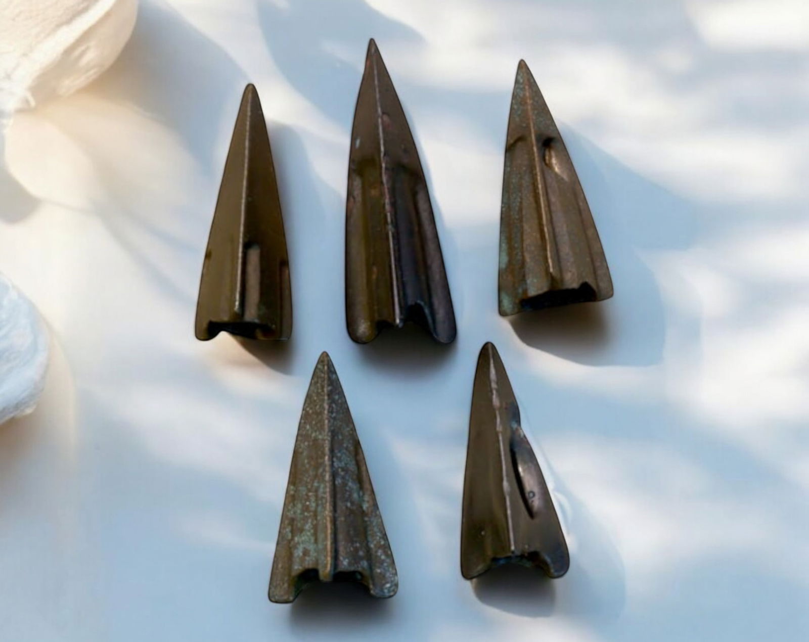 ANCIENT SCYTHIAN CULTURE: Bronze Arrowheads - 5pcs, 1.7-2.2cm, 7.3g (1 of 1)
