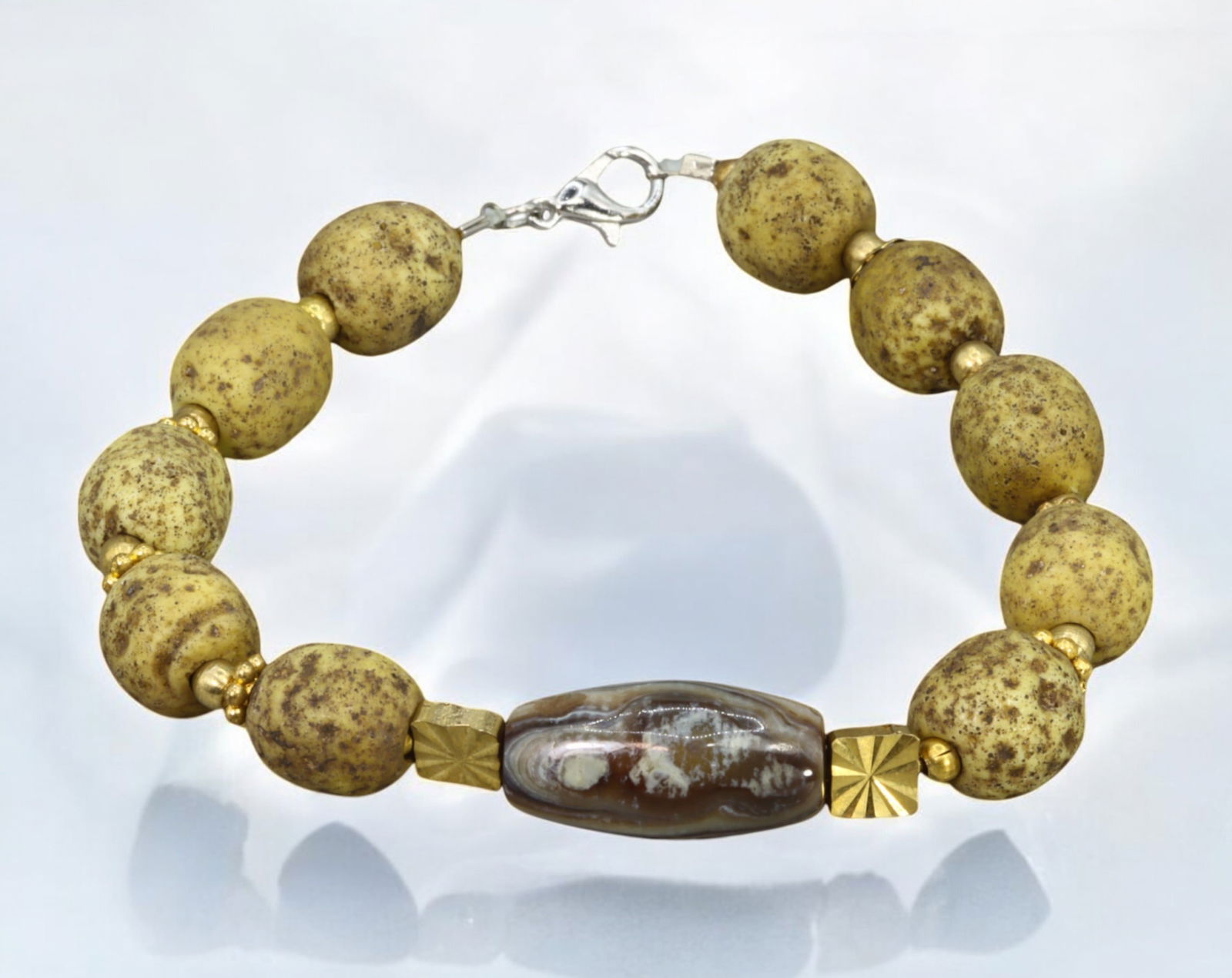 ANTIQUE HIMALAYAN: Dzi Bead & Ceramic Bead Bracelet - 28g, 18cm (1 of 1)