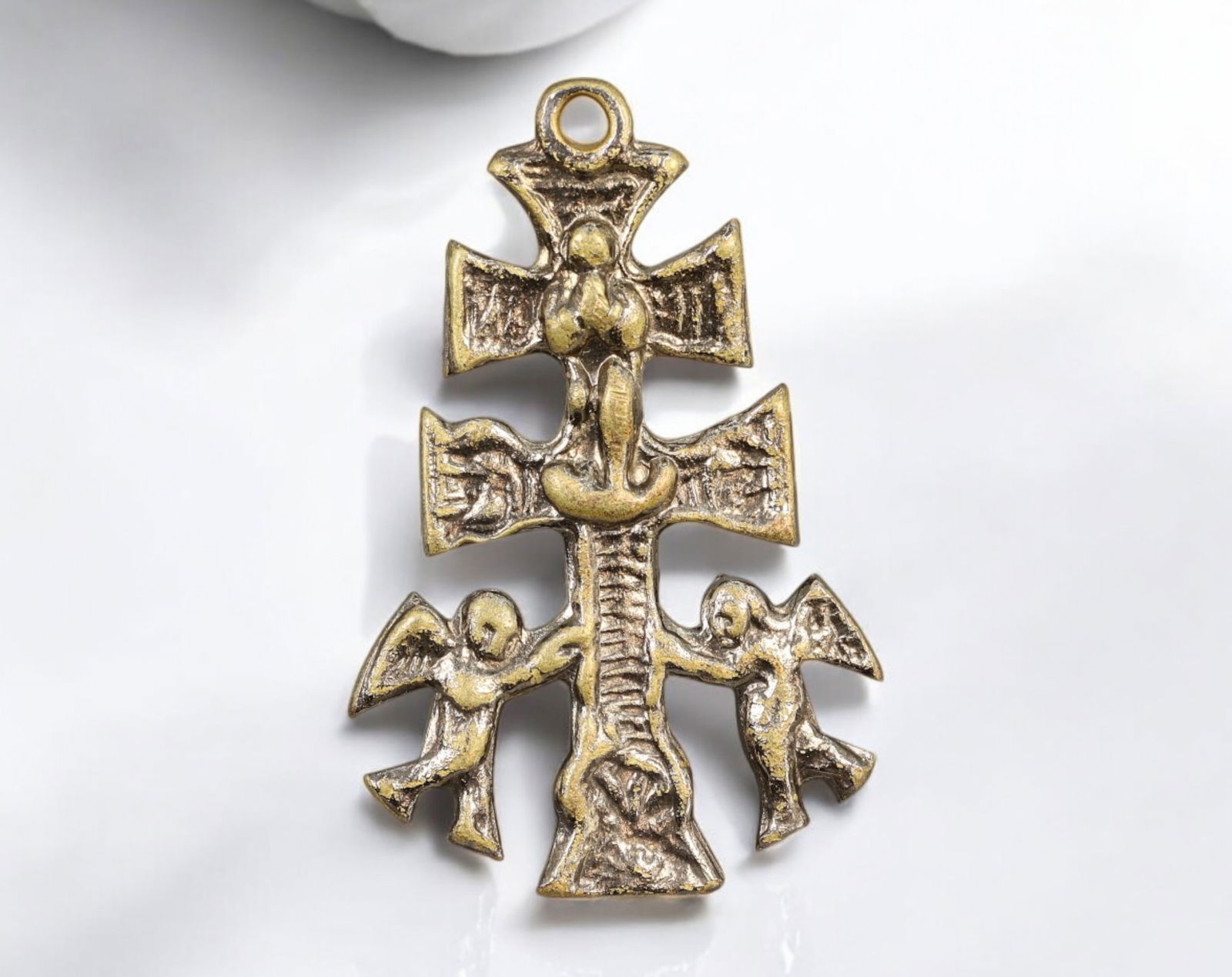 VINTAGE: Gilt Bronze Cross Pendant with Angel Motif - 3cm, 3g (1 of 2)