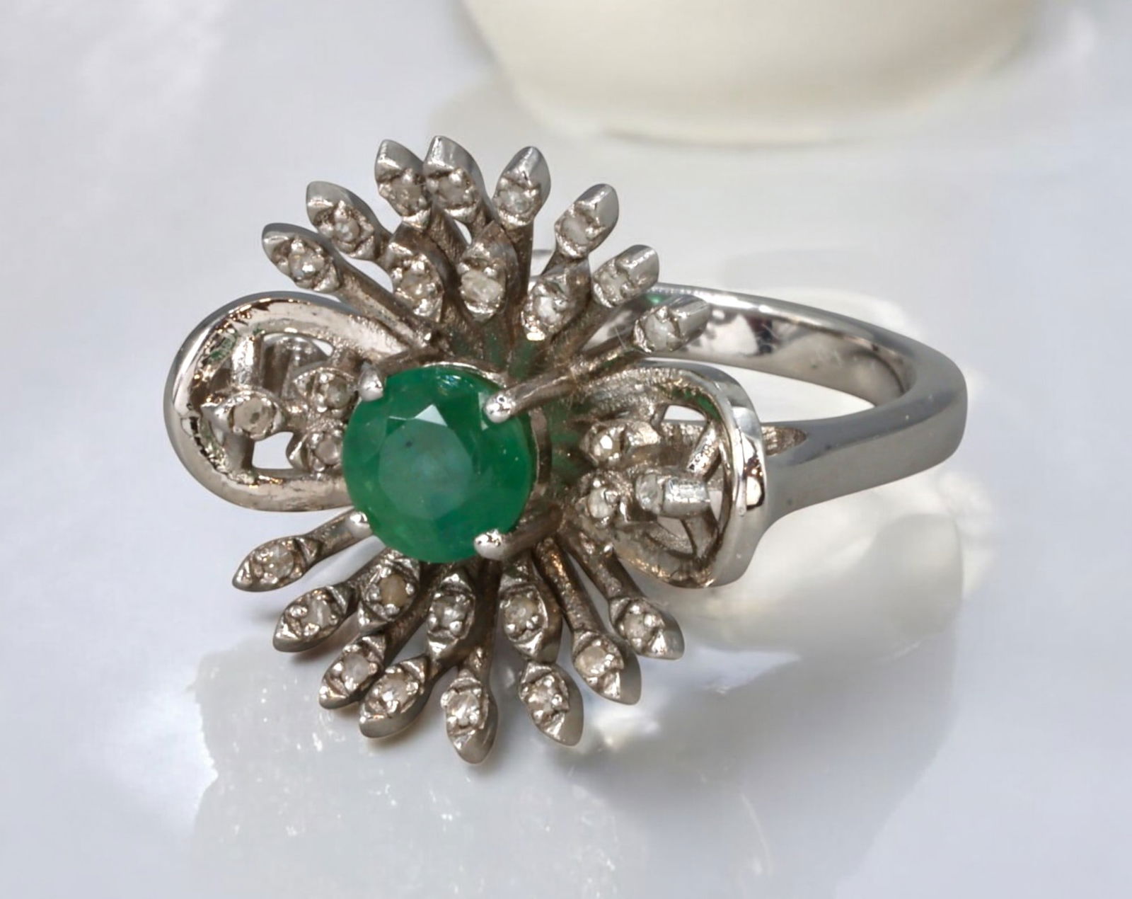 Sterling Silver Emerald & Diamond Cocktail Ring - Size 7, 3.5g (1 of 5)