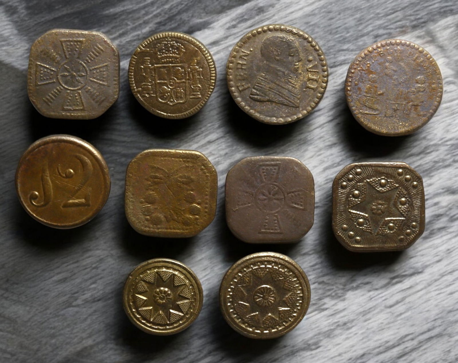 EUROPE: Assorted Miniature Coins & Buttons ? 16.4g, 10pcs, 1.2-1.5cm, 18th-19th Century (1 of 2)
