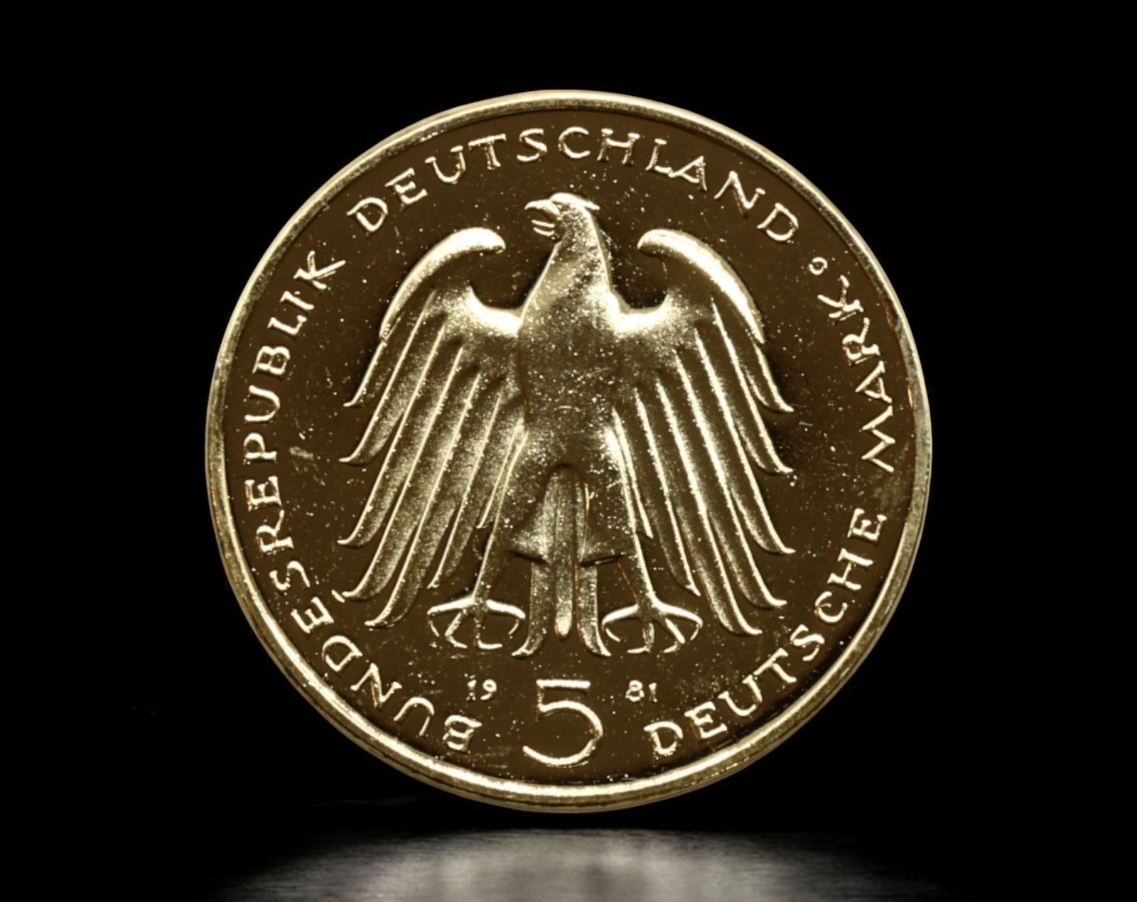 GERMANY: 5 Deutsche Mark Commemorative Coin - Carl Reichsfreiherr vom Stein, 1977 (1 of 3)