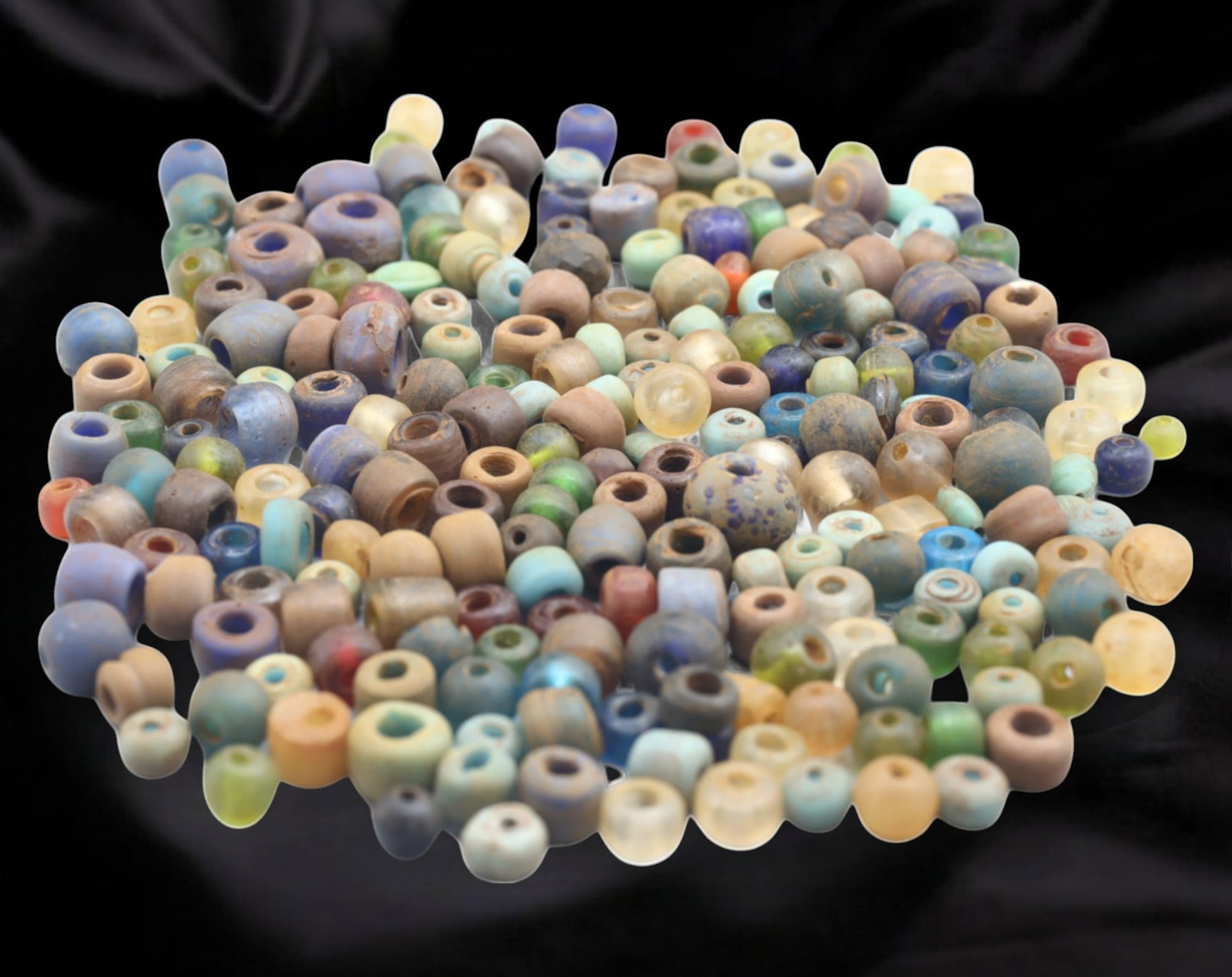 Collection of Vintage Art Glass Beads - Antique & Handmade, 149g, 0.5-1cm: A captivating assortment of vintage and antique art glass beads, showcasing masterful craftsmanship and unique design elements. These handcrafted beads exhibit intricate detailing, applied textures, a