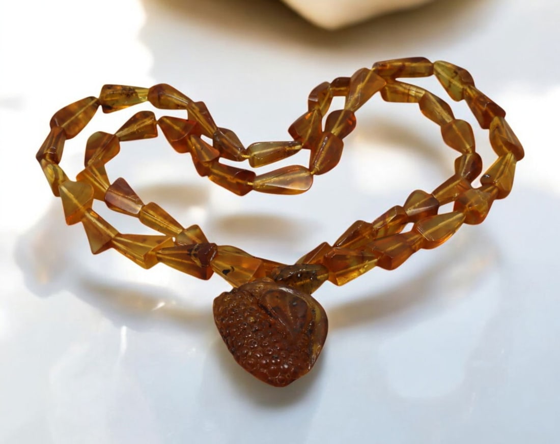 BALTIC AMBER: Handcrafted Beaded Necklace with Carved Pendant - 64cm, 22.3g (1 of 1)