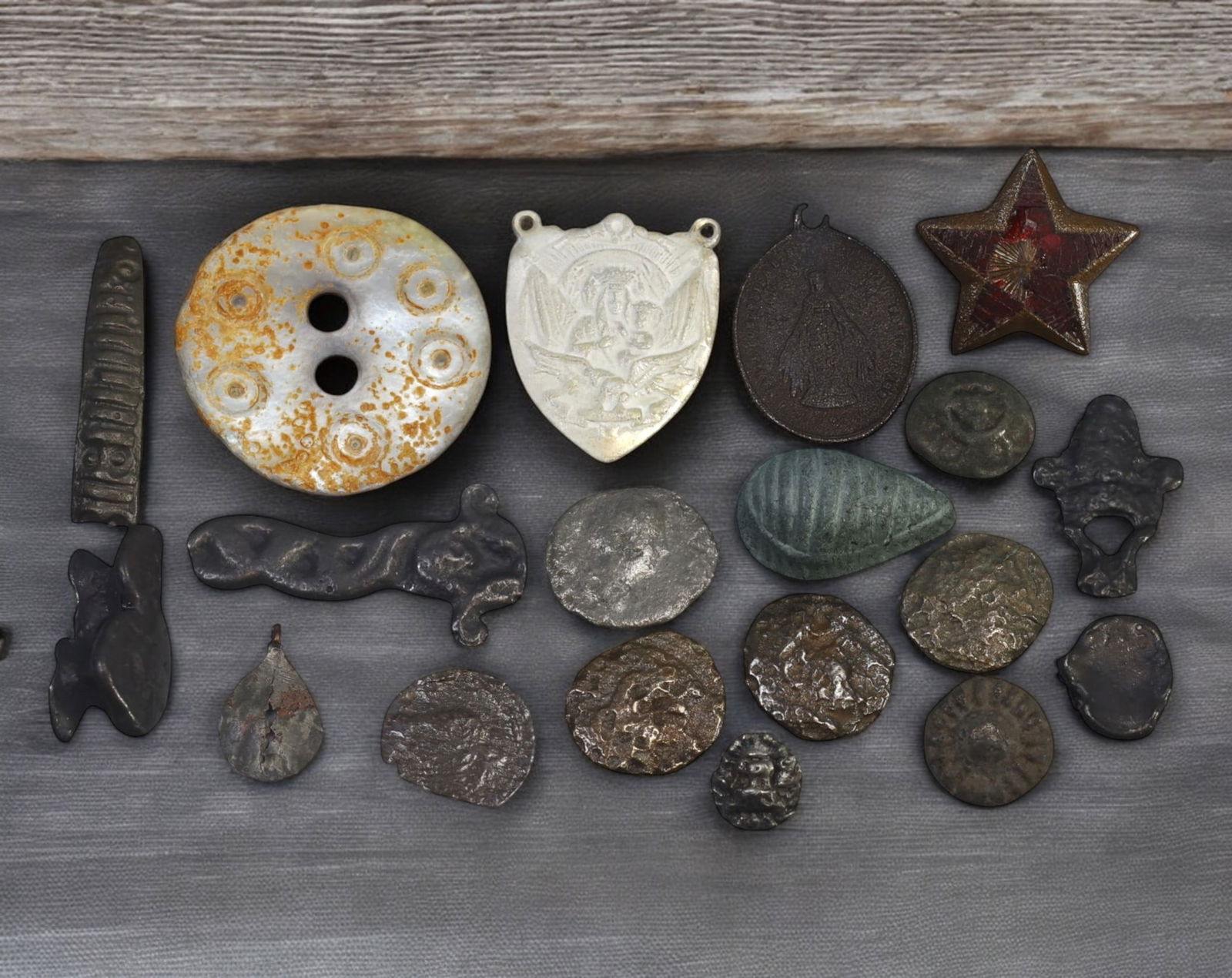 ANCIENT & HISTORICAL: Mixed Metal Relics & Coins - 19 Pieces, Various Periods (1 of 1)