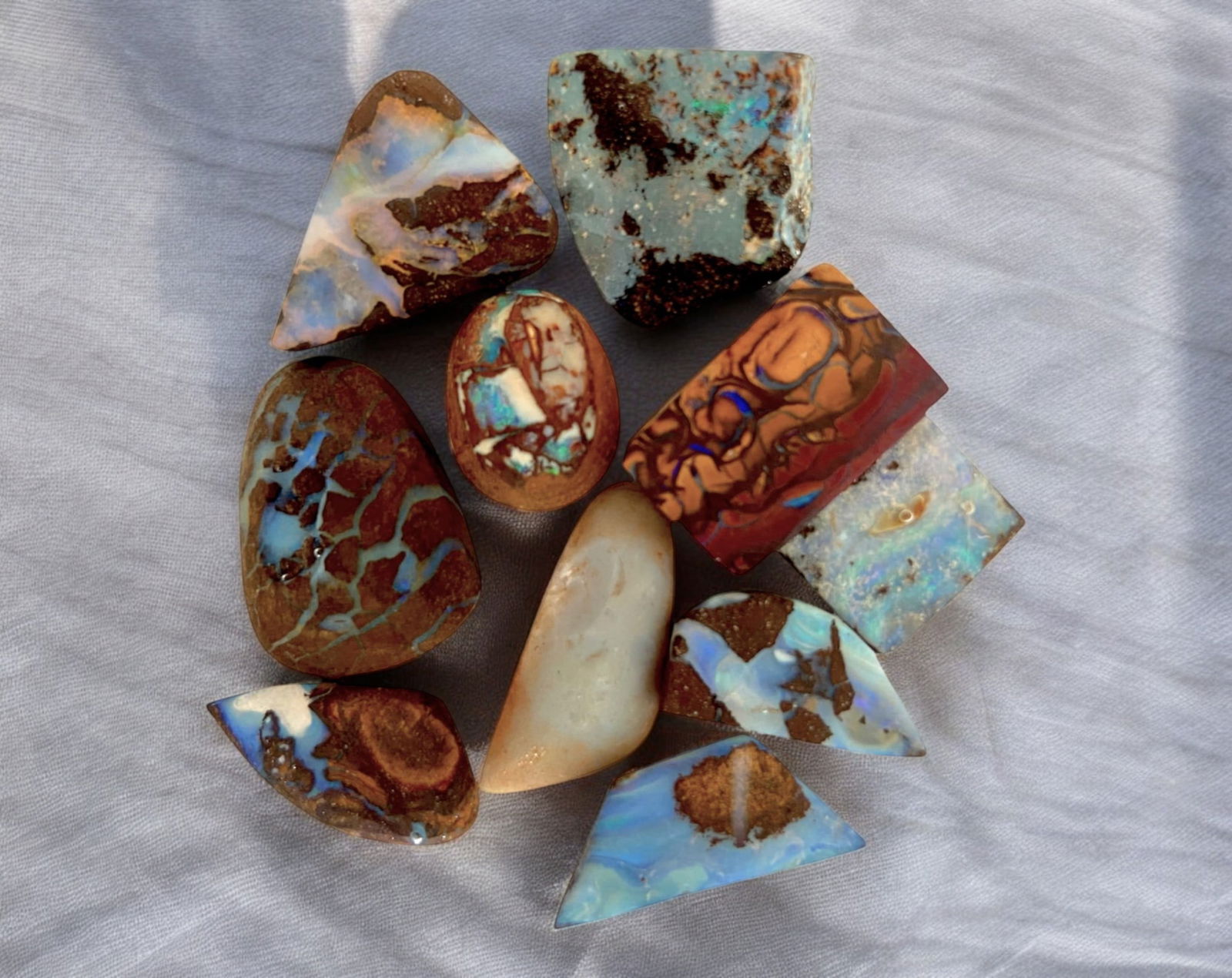 AUSTRALIAN MATRIX BOULDER OPAL - Preform Lot, 10 Pieces, 20.4g, 14-17.9mm (Images Taken Wet) (1 of 2)