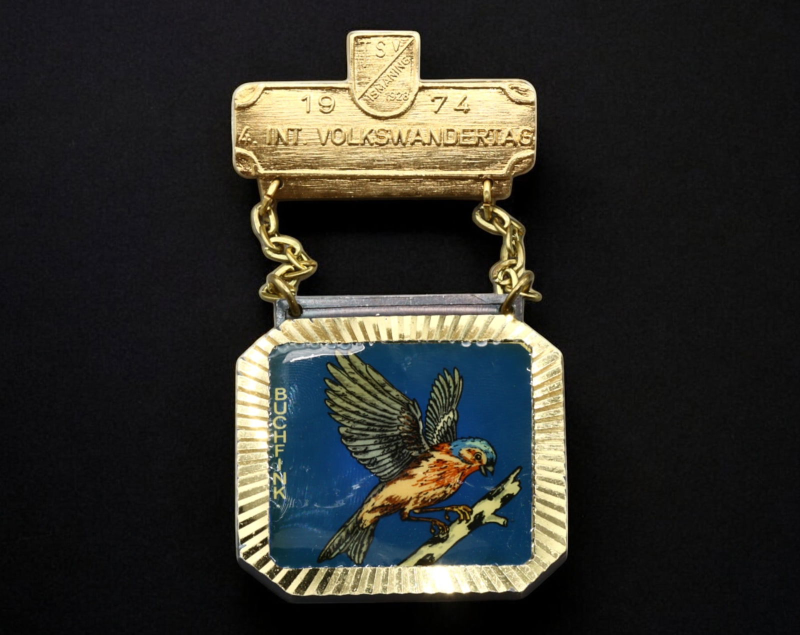 GERMANY: 4th International Volkswandertag Speichersee Badge - Buchfink (Chaffinch), 1974 (1 of 2)