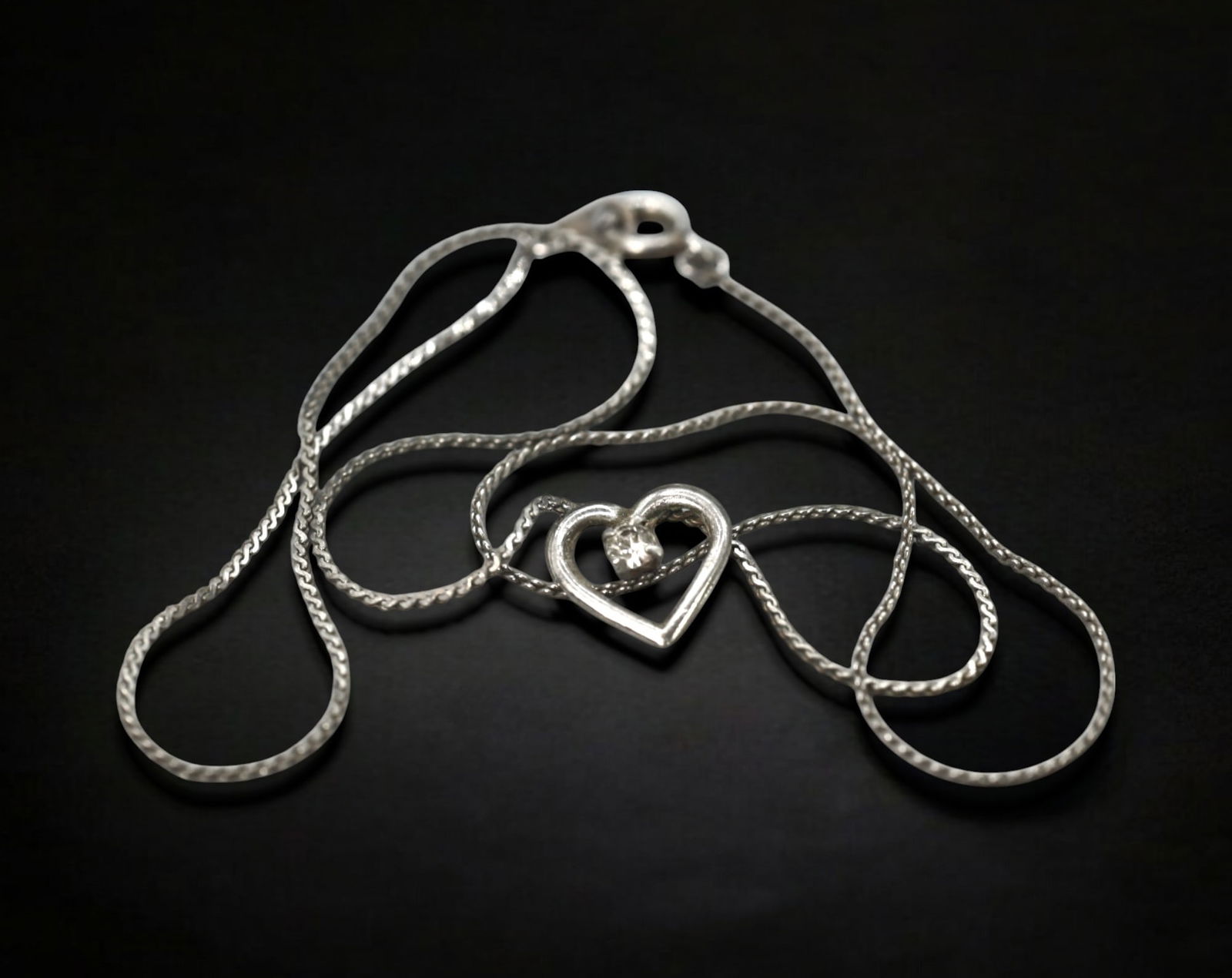 USA: Minimalist Heart Pendant Necklace - Silver-Tone Chain with Clear Stone Accent, Late 20th (1 of 1)