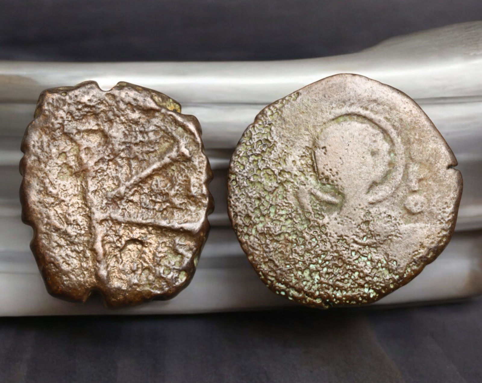 BYZANTINE EMPIRE: AE Coins - Bronze Folles Coins, 20mm, 7.6g, Lot of 2: Pair of bronze folles from the Byzantine Empire, each approximately 20mm in diameter, with a combined weight of 7.6g. These coins reflect the transitional phase of late antiquity, where imperial ident