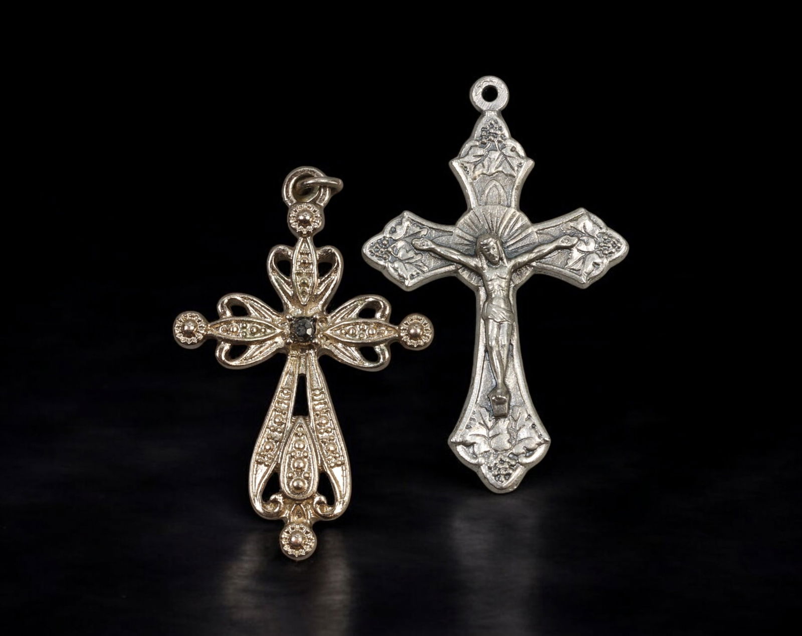CATHOLIC DEVOTIONAL: Cross Pendants - Filigree with Stone & Italian Crucifix, 2pcs (3.5-3.6cm) (1 of 2)