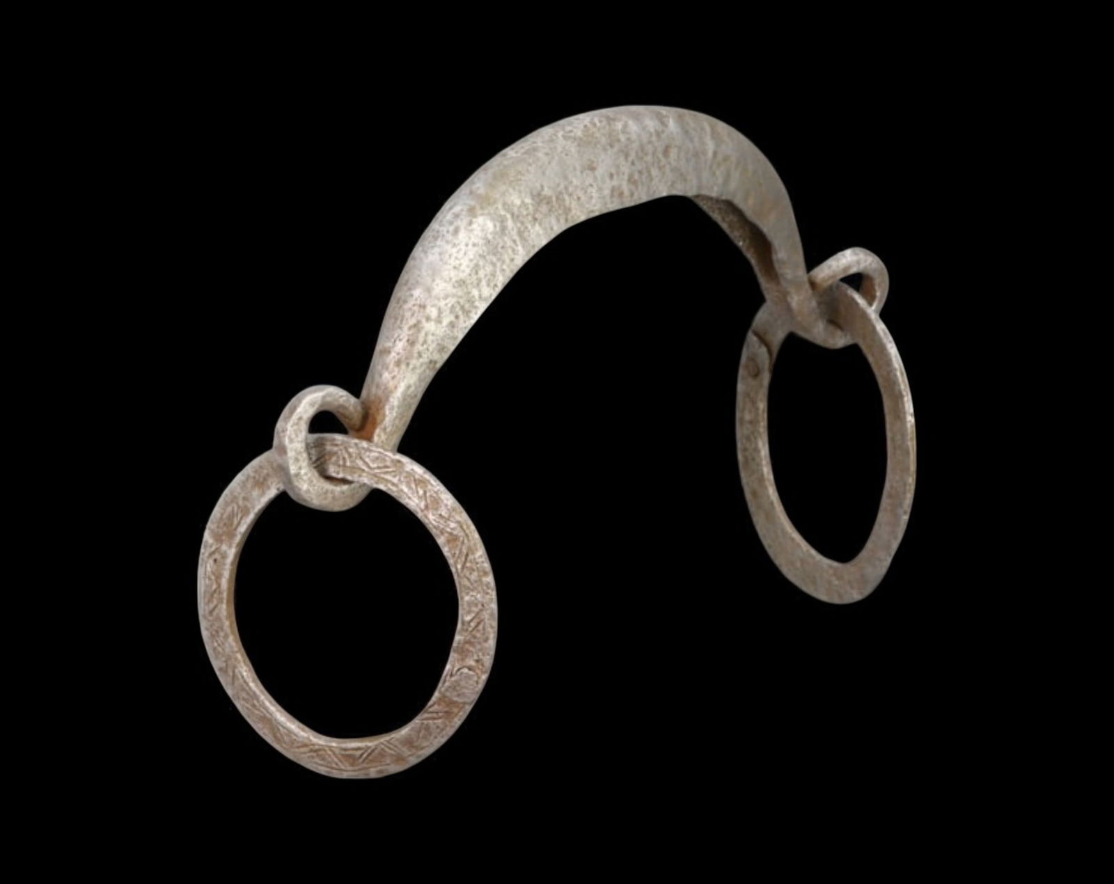 WEST AFRICA: Mande / Dogon Iron Currency Bracelet - Double-Ring Trade Piece, 1.5-12.5cm, 64g (1 of 4)