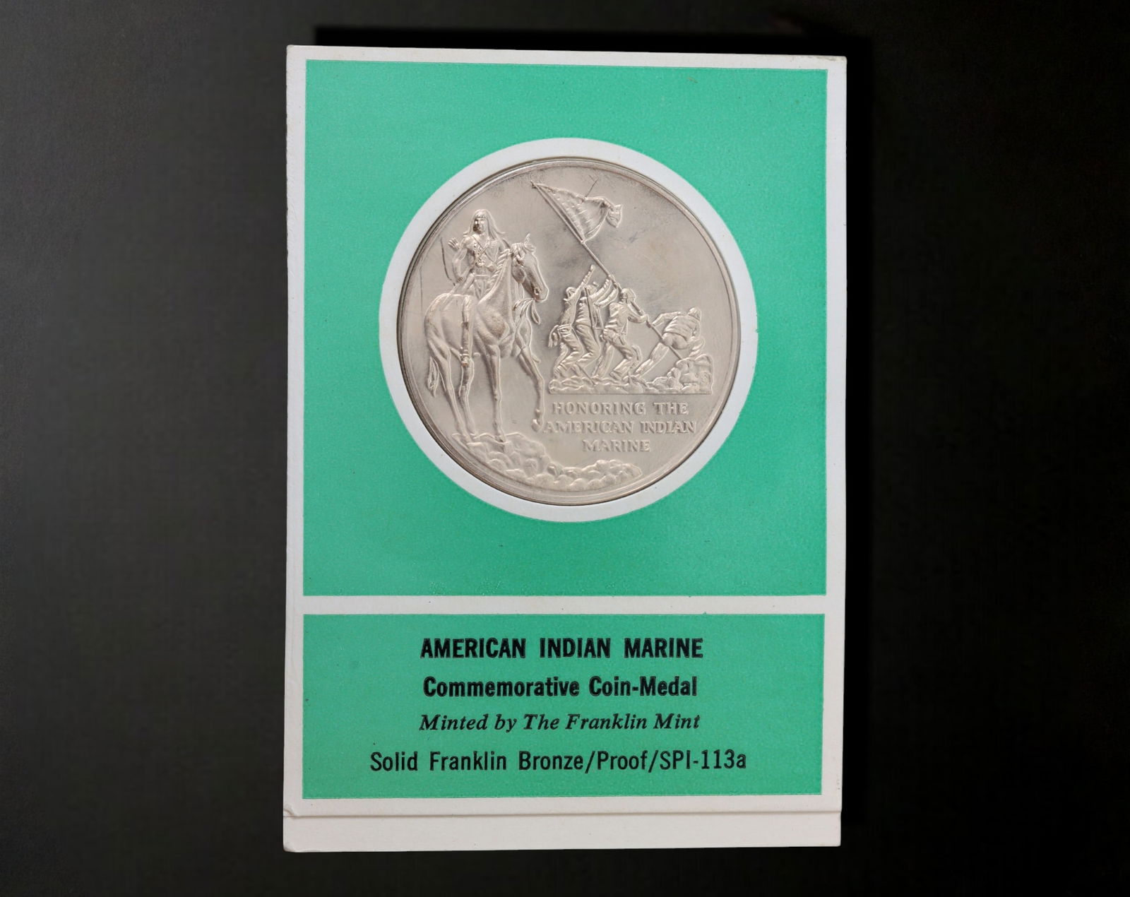 UNITED STATES:American Indian Marine - Silver Fourth Marine Division Coin,1969Franklin Mint,39mm,27g (1 of 2)