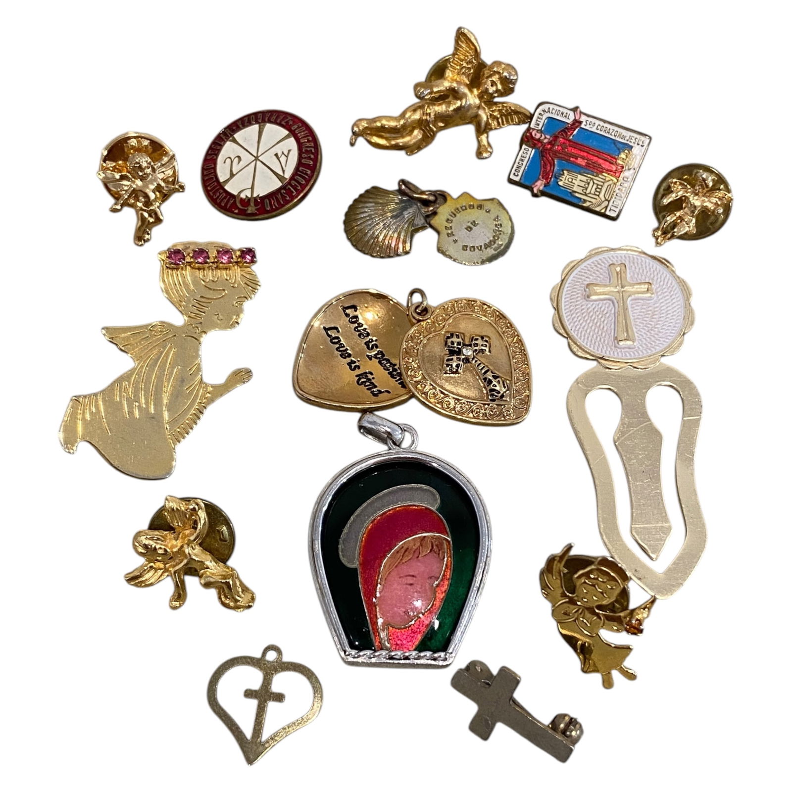 CHRISTIAN: Pendant & Pin Lot - Angel Motifs, Sentimental Charms & Faith Symbols, 14 pcs (12-52mm): A thoughtfully curated lot of 14 Christian-themed pendants and pins combining sentimental value with symbolic charm. The assortment includes vintage angel brooches, a heart-shaped locket engraved 'Lov